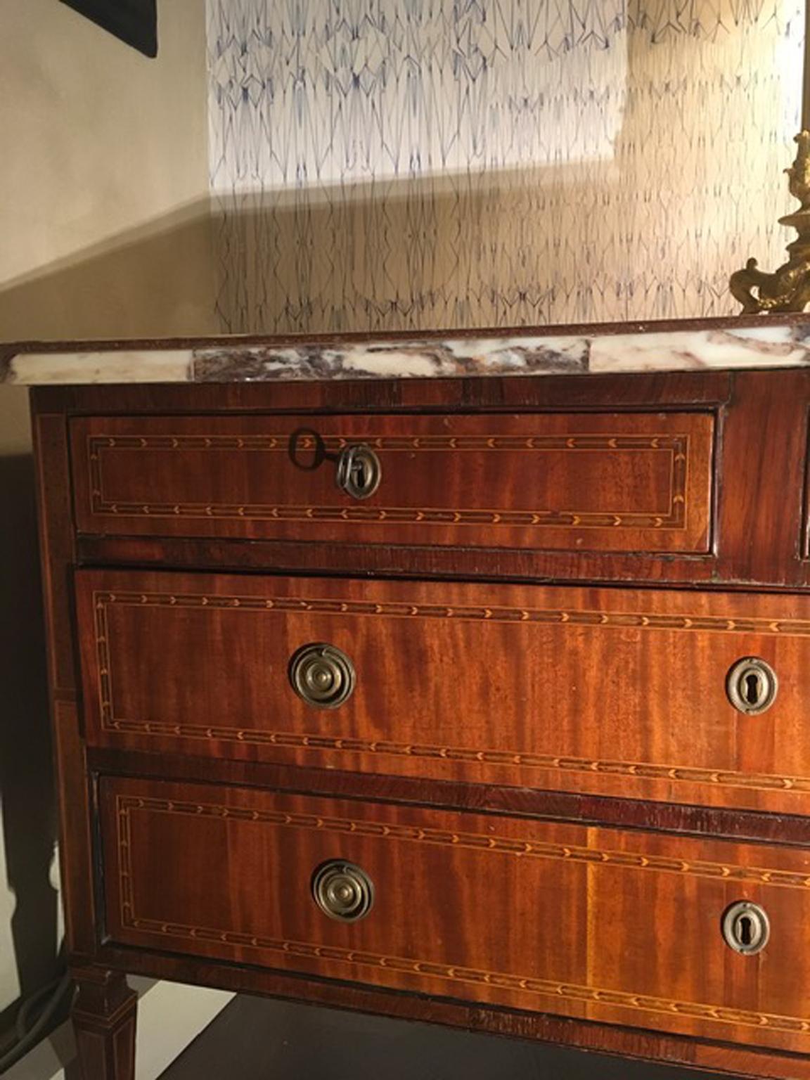 Italy Late 18th Century Inlaid Walnut Chest of Drawers Top White Violet Marble 5