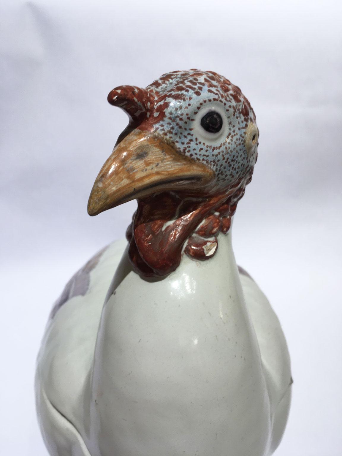 Italien, spätes 18. Jahrhundert, kleine weiße Majolika- Türkei mit  Polychrom im Angebot 3
