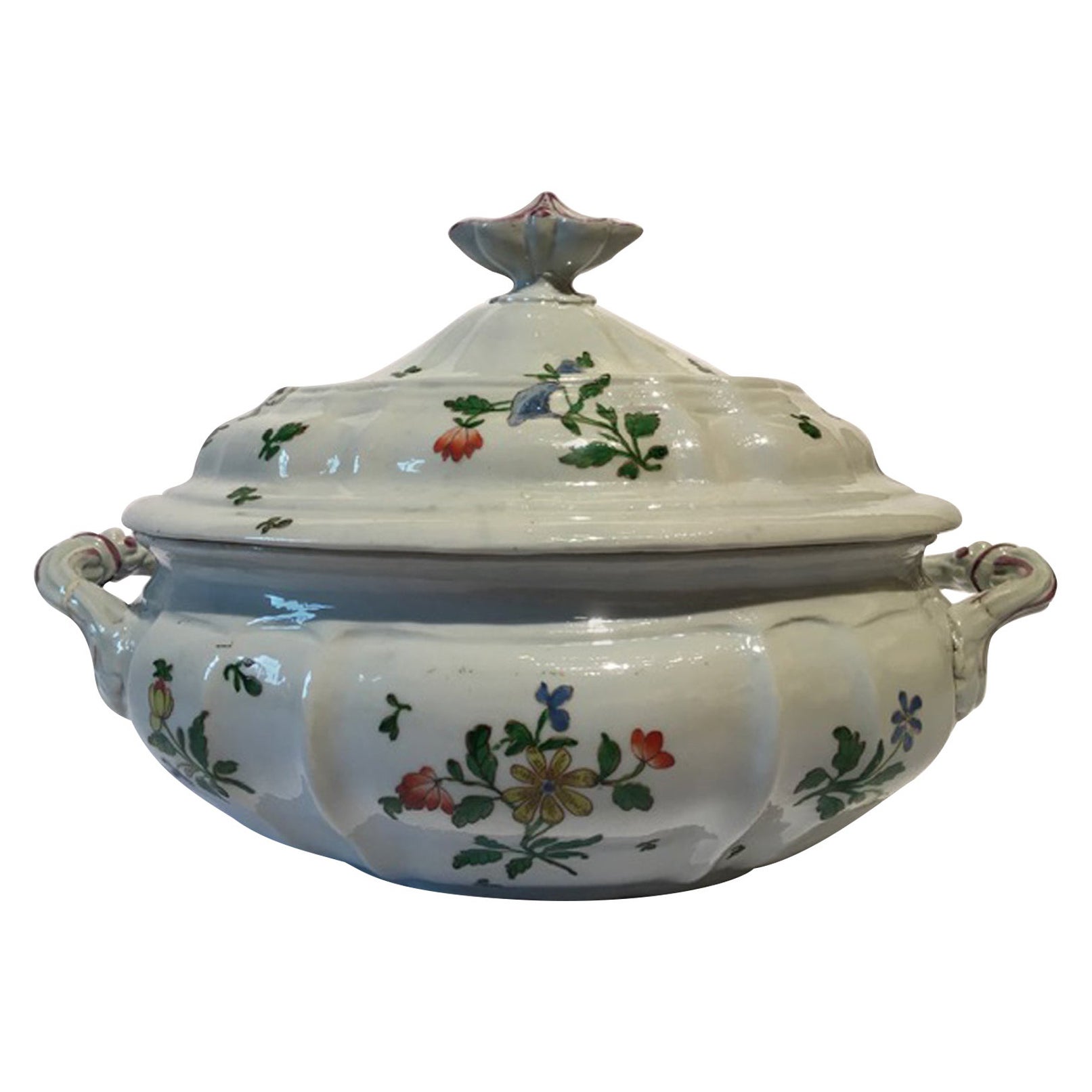 Soupière en porcelaine de Richard Ginori de la fin du 18e siècle avec décor floral