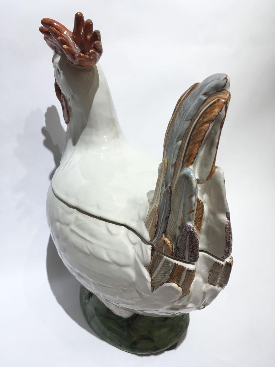 Ciotola in maiolica a forma di gallo della metà del 18° secolo in vendita 10