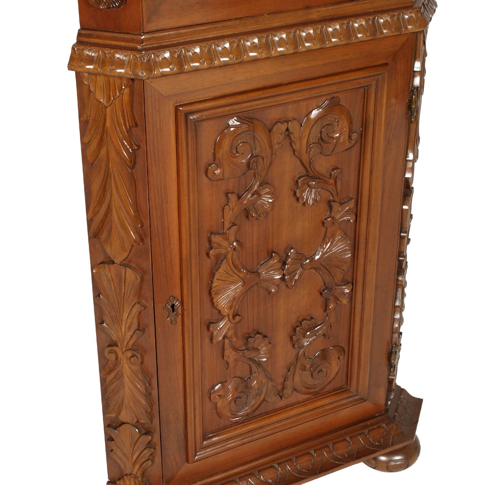 Renaissance Revival Italy antique Corner Cupboard Renaissance by Michele Bonciani in Carved Walnut For Sale