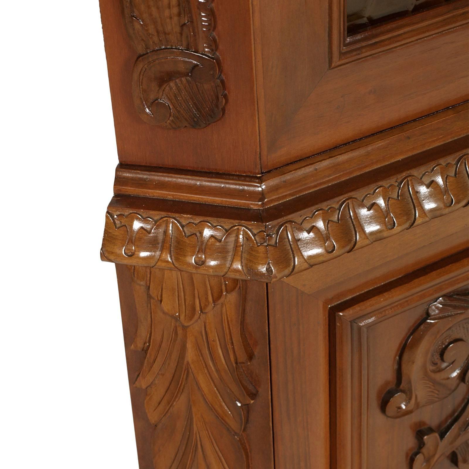 Italian Italy antique Corner Cupboard Renaissance by Michele Bonciani in Carved Walnut For Sale