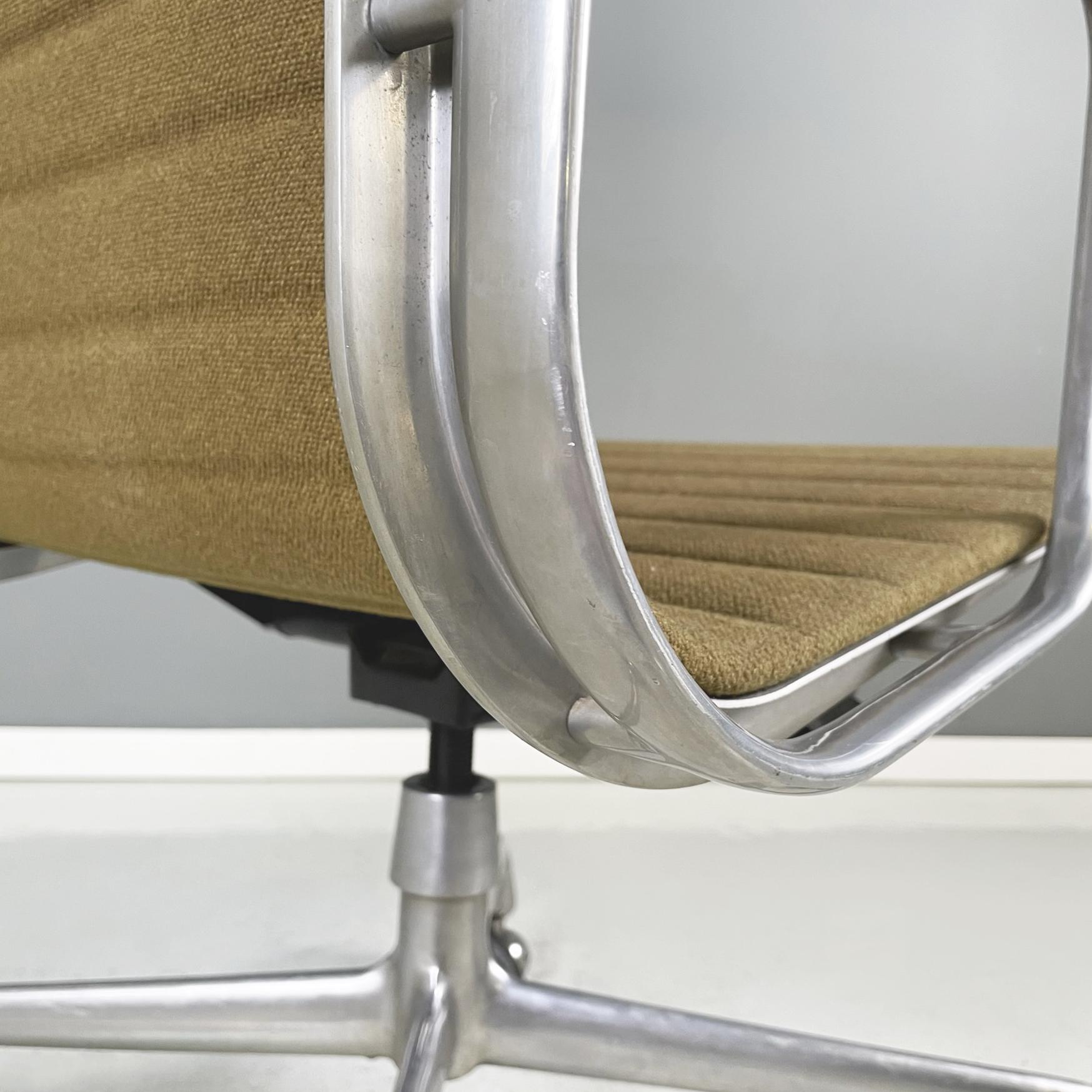 Italy mid-century Office chair EA 119 Aluminum Group by Eames for ICF, 1960s 5