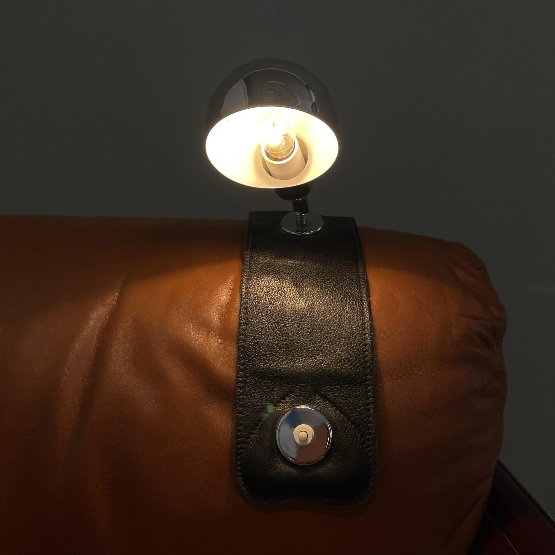 Italie lampe moderne LP01 lampe fauteuil par Luigi Caccia Dominioni Azucena, années 1980 en vente 1