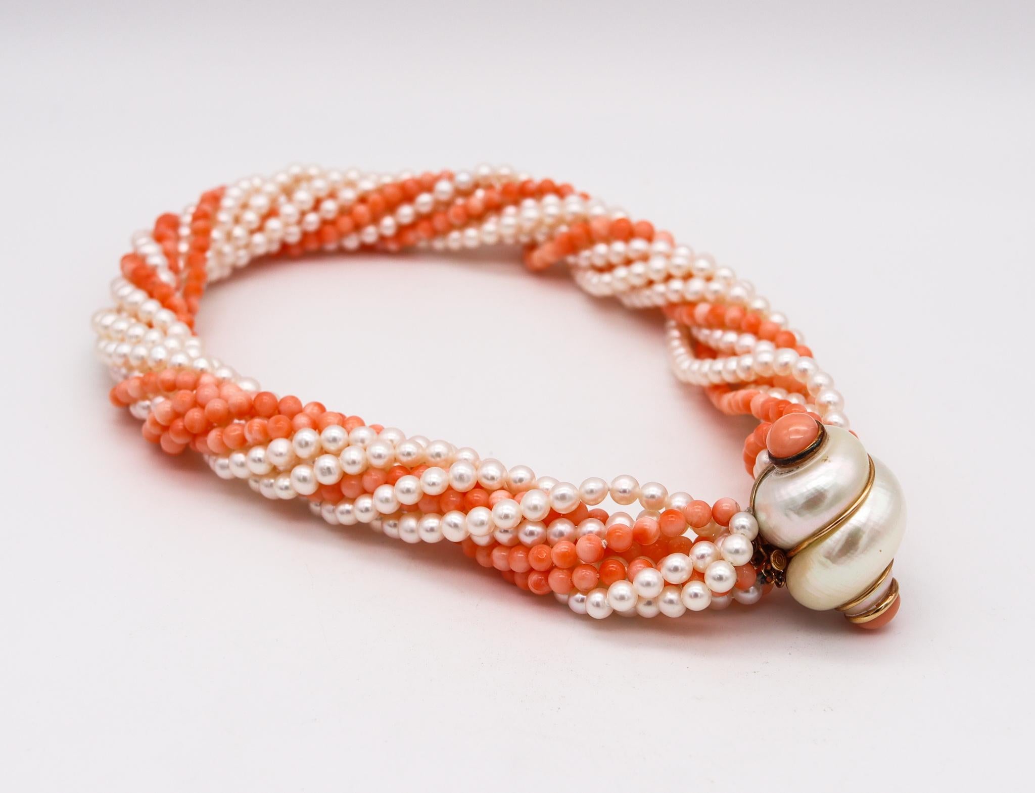 white seashell necklace