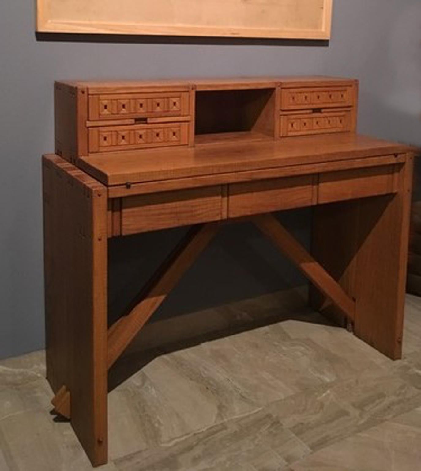 Hand-Carved Italy Officina Rivadossi Oak Writing Desk Post Modern Design, 1990