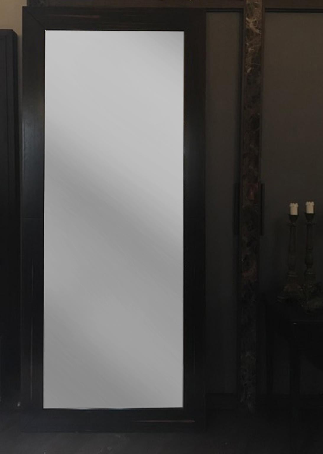 Italie - Design minimaliste  Paire de  Miroirs muraux de plancher en bois Excellent état - En vente à Brescia, IT