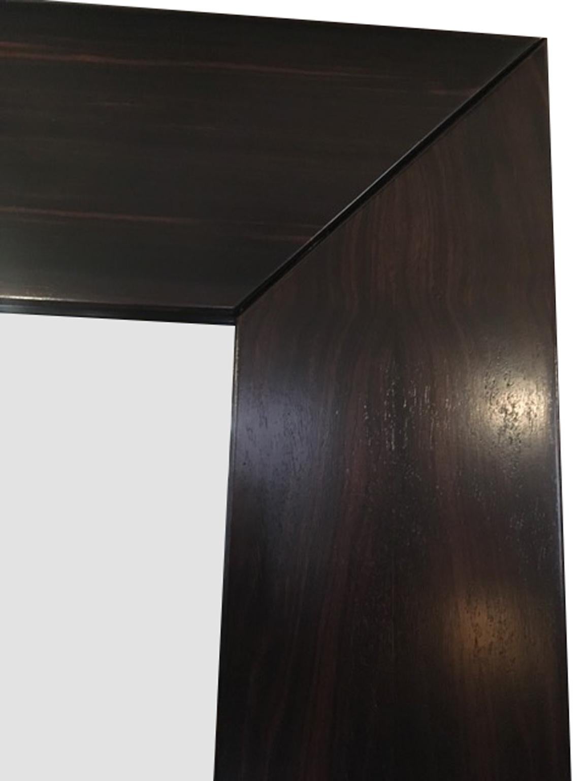 Italie - Design minimaliste  Paire de  Miroirs muraux de plancher en bois en vente 1