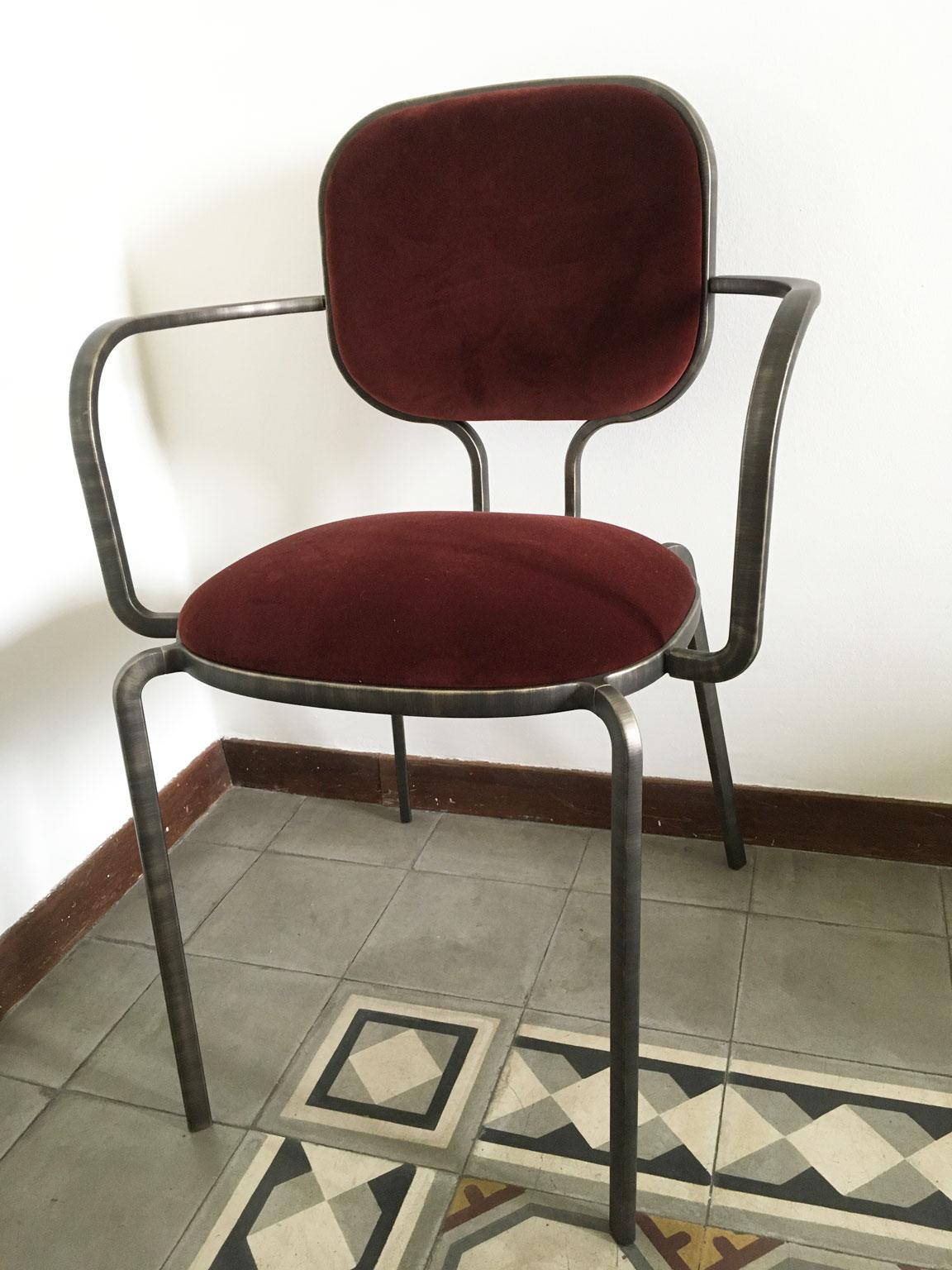 Italia Pareja de sillones de metal bruñido y terciopelo de Ghdini 1961 en venta 3