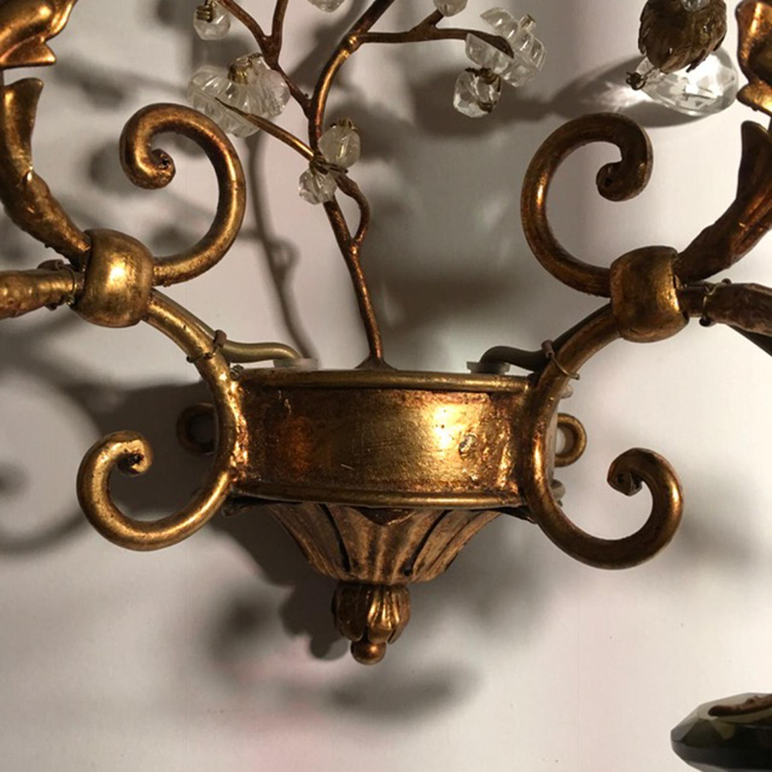 Italy Baroque Style Iron Gold Finish Wall Lights In Excellent Condition For Sale In Brescia, IT