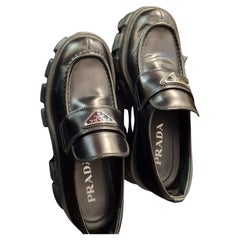 Italy Prada Black Loafers, sport shoes