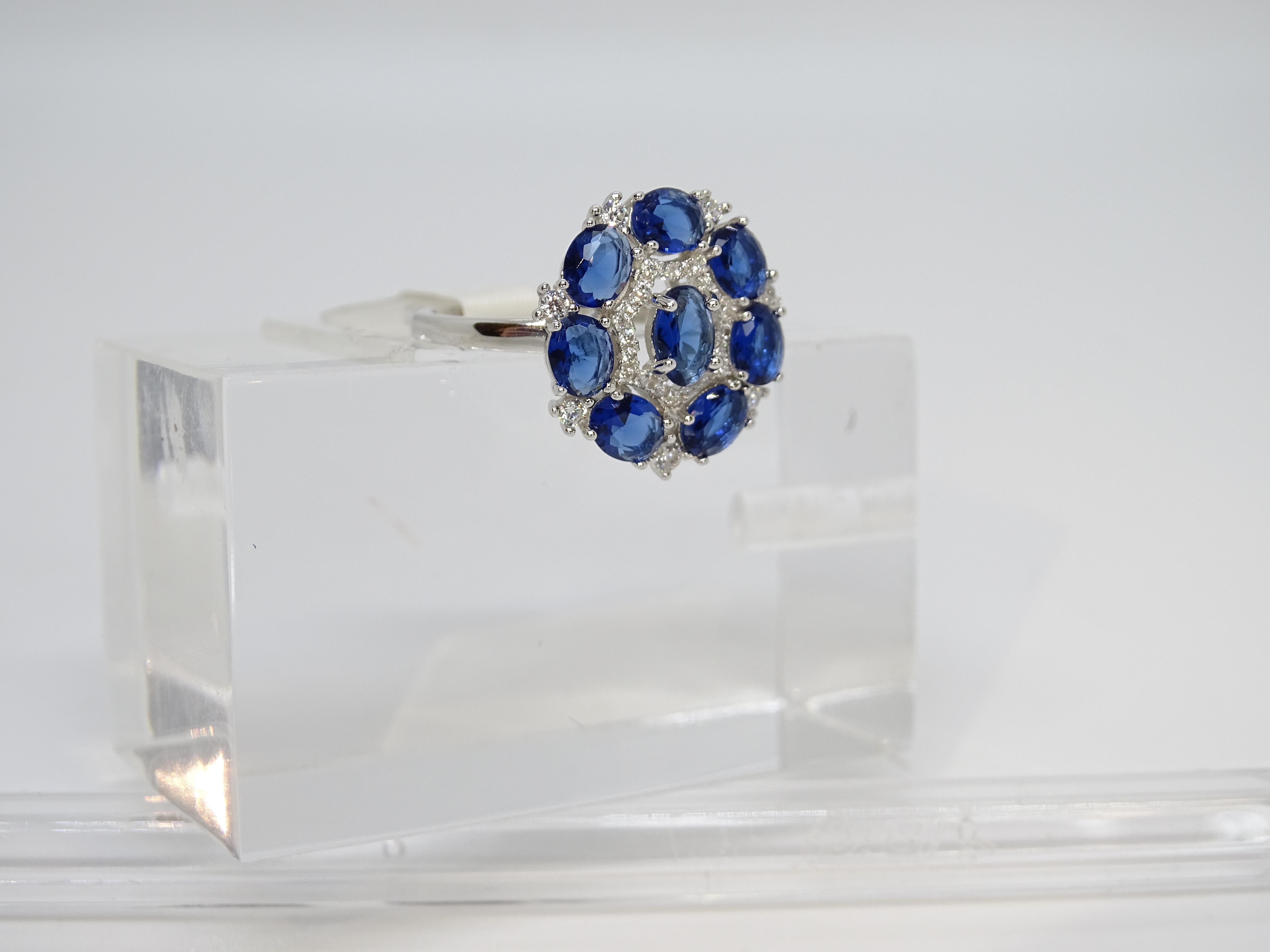 Italy rosette ring, sapphire root and zircons, 925 silver For Sale 6