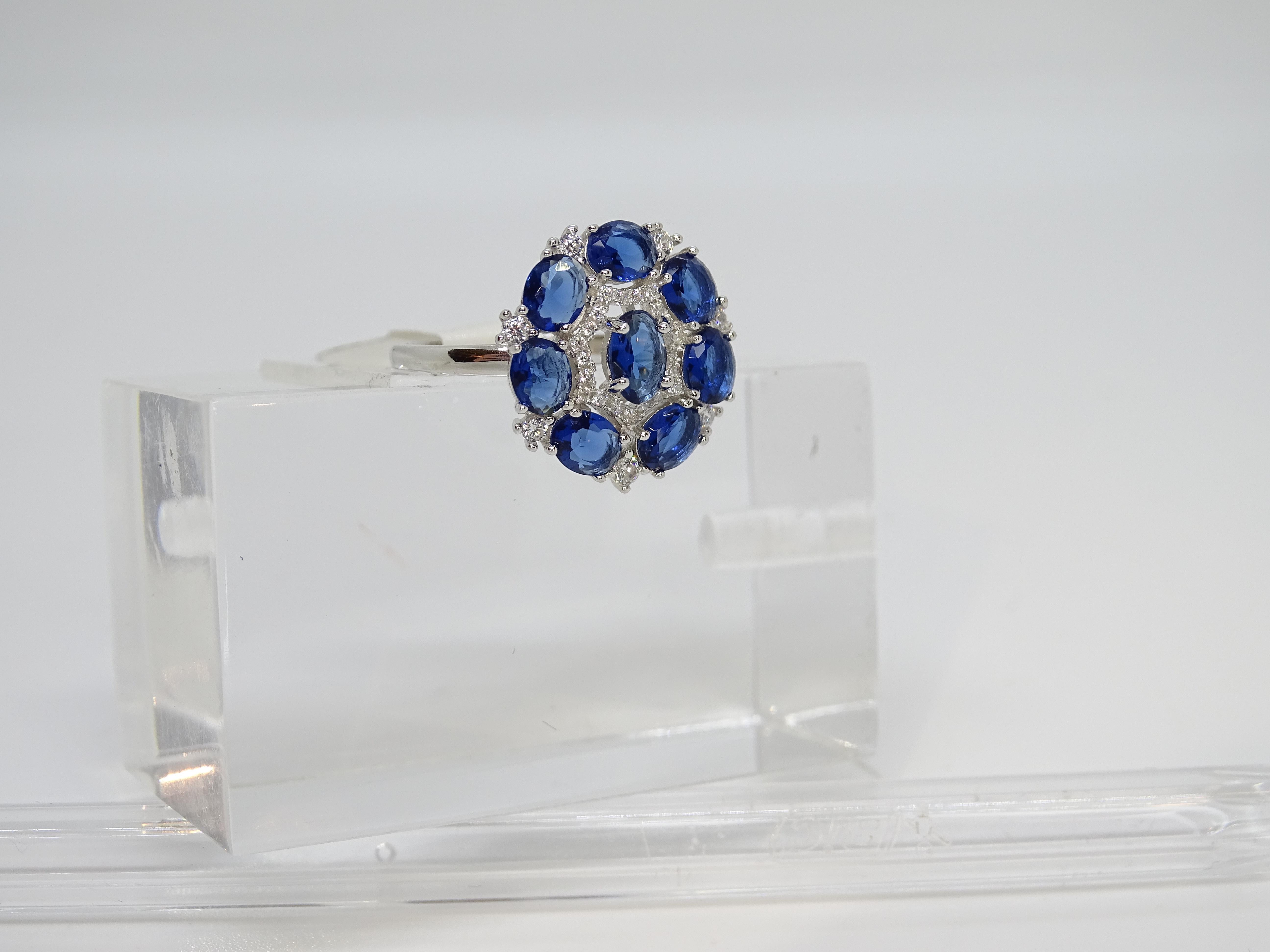 Italy rosette ring, sapphire root and zircons, 925 silver For Sale 7
