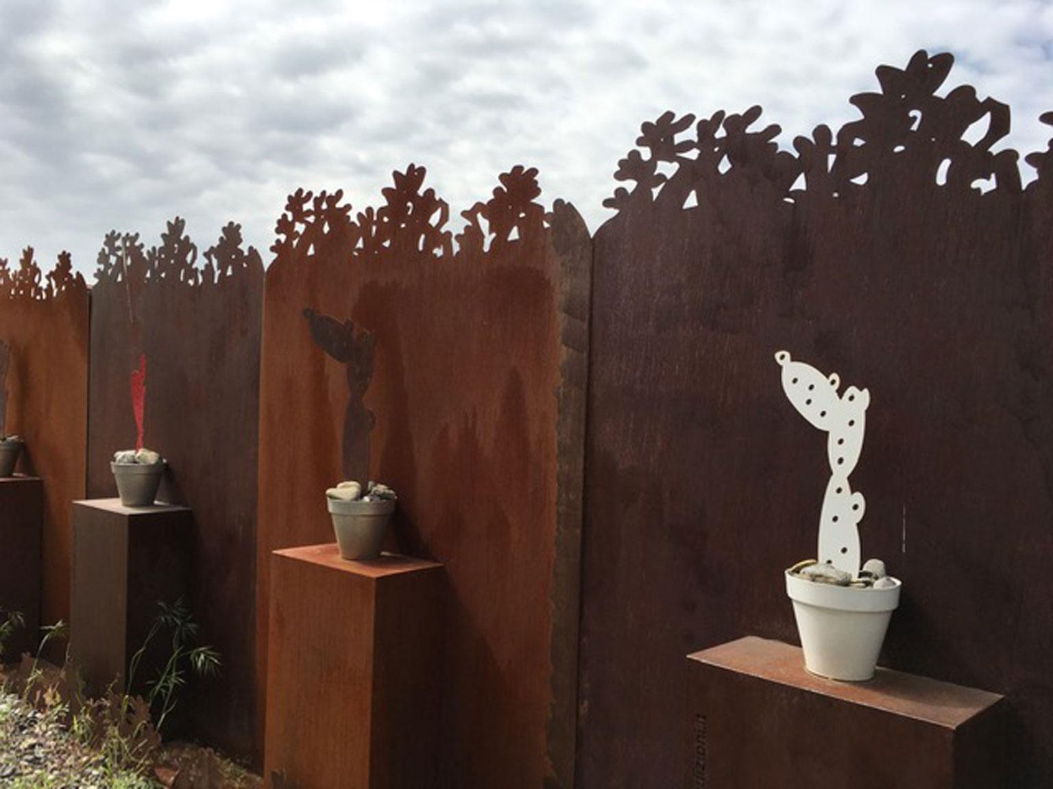 Italian Italy Small Wrought Iron Cactus in Vase for Garden Decor For Sale
