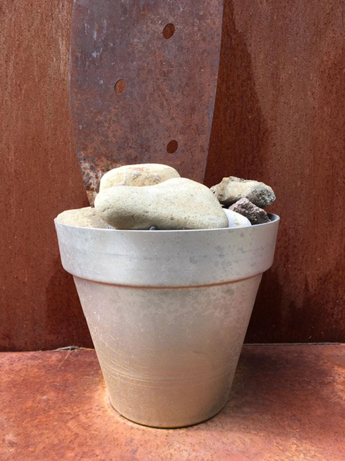 Contemporary Italy Small Wrought Iron Cactus in Vase for Garden Decor For Sale