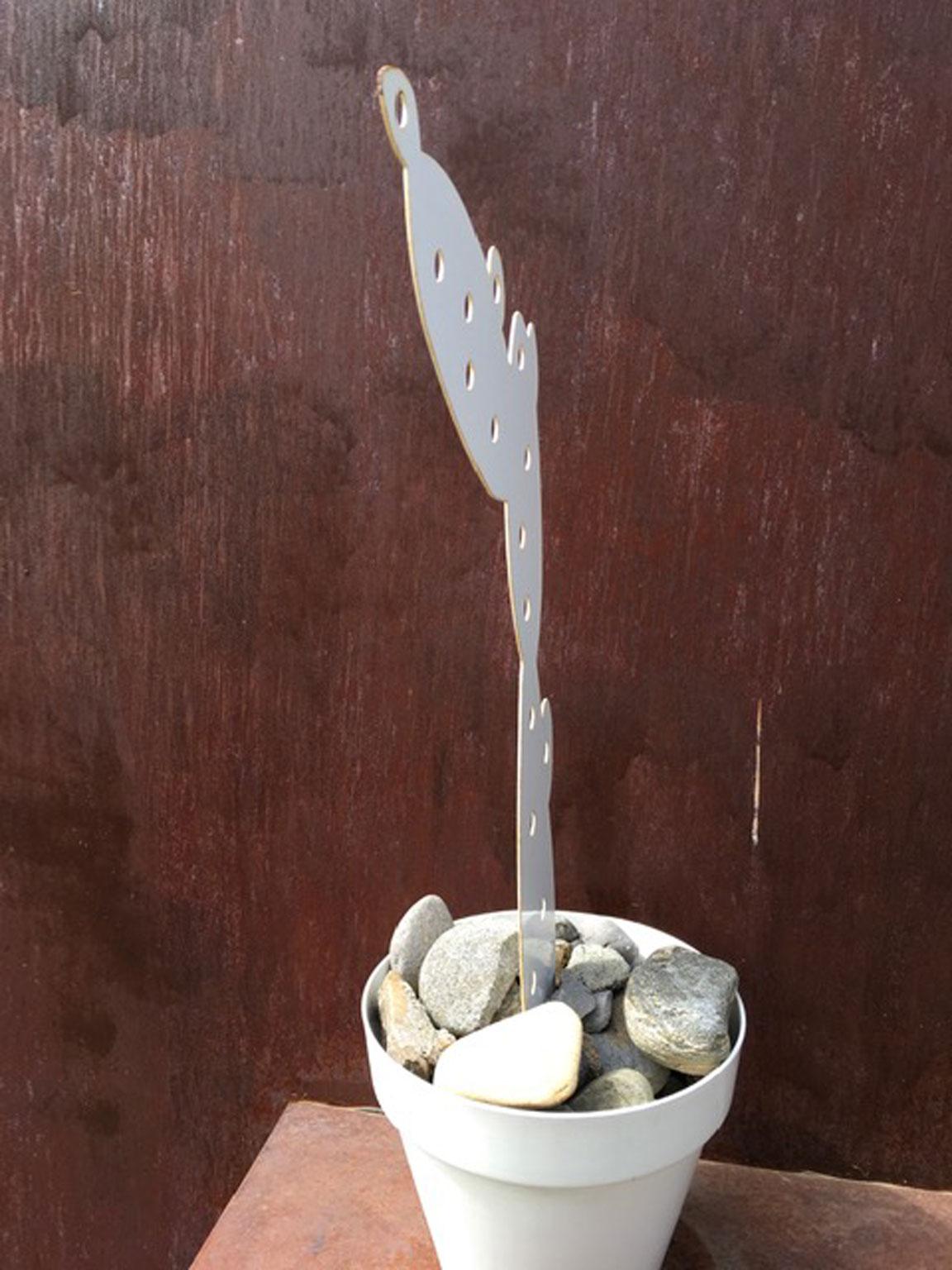 Italie - Urano Palma - Cactus blanc en fer forgé dans un vase pour décoration de jardin en vente 3