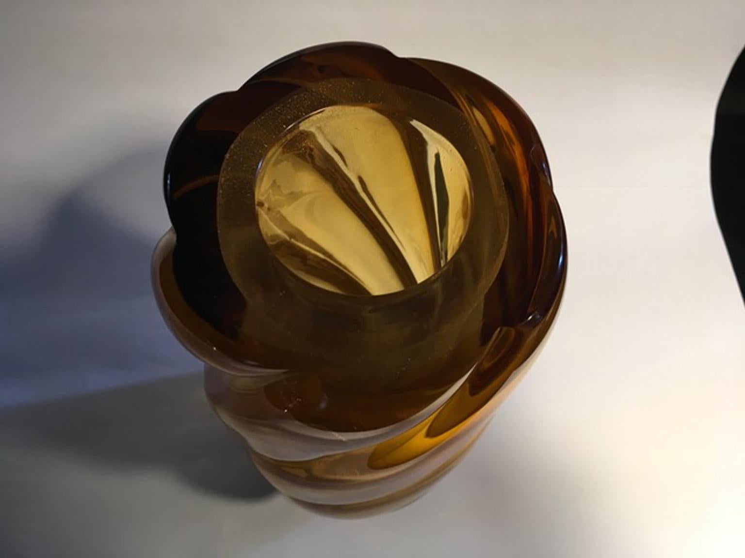 Italy Seguso Murano Mid-Century Modern Design Amber Color Blown Glass Vase 5