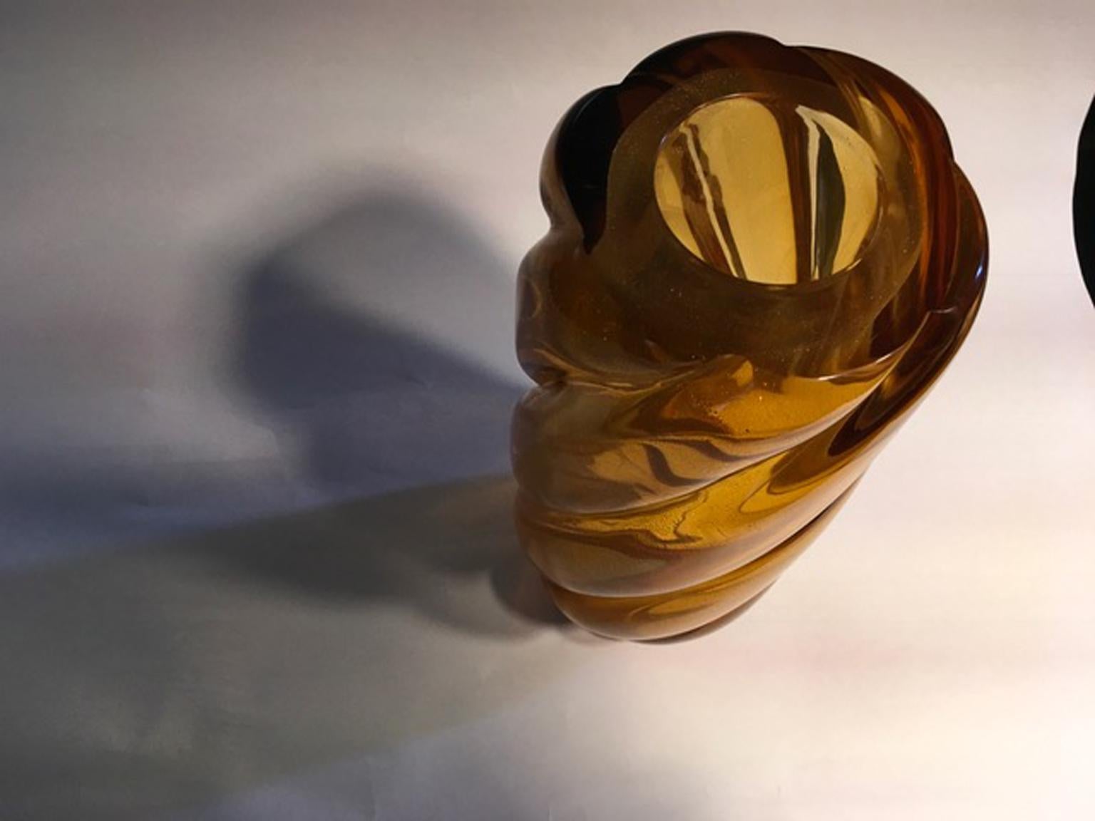 Italy Seguso Murano Mid-Century Modern Design Amber Color Blown Glass Vase 1