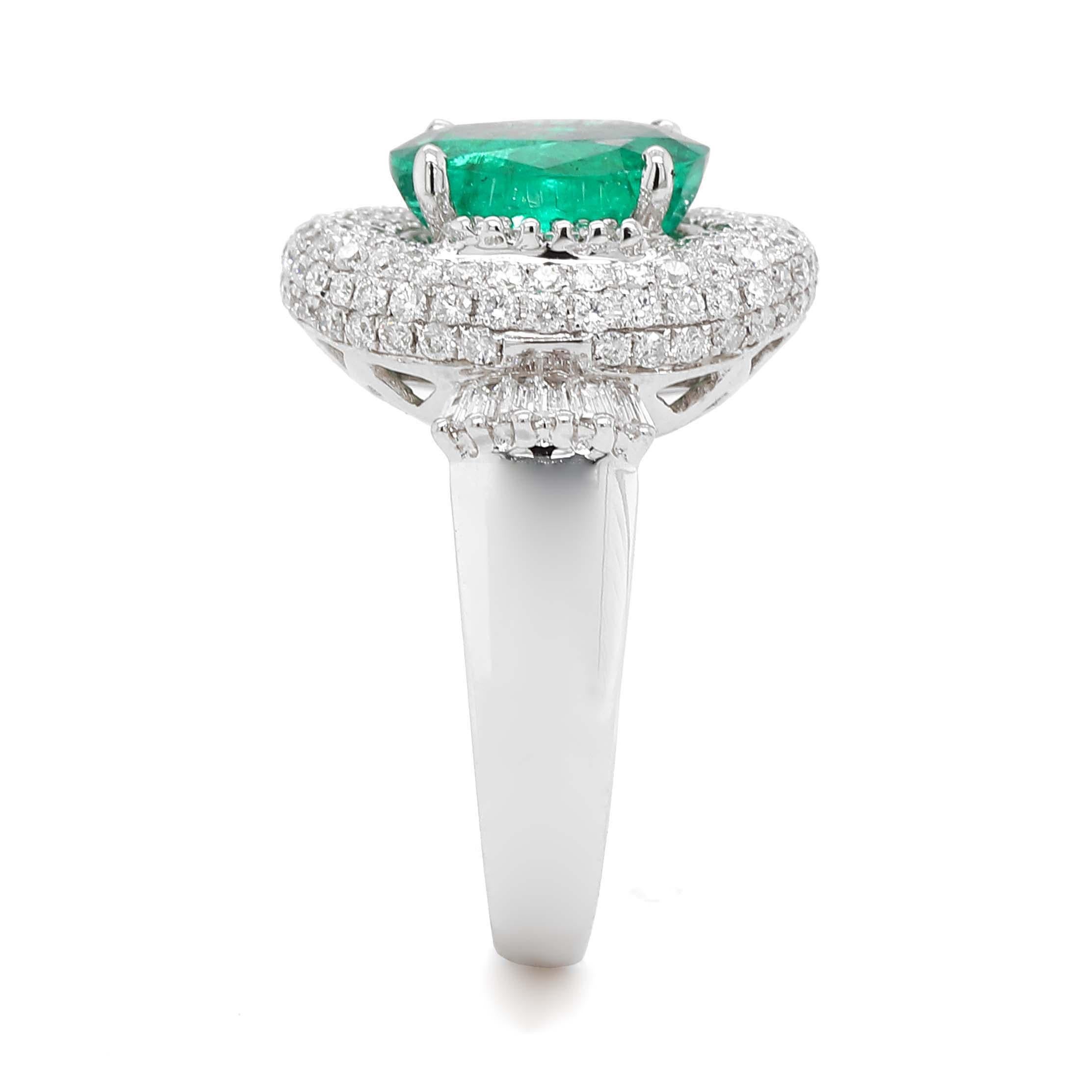 Fine 2.40 Carat Oval Emerald and Diamond Ring In New Condition For Sale In Houston, TX