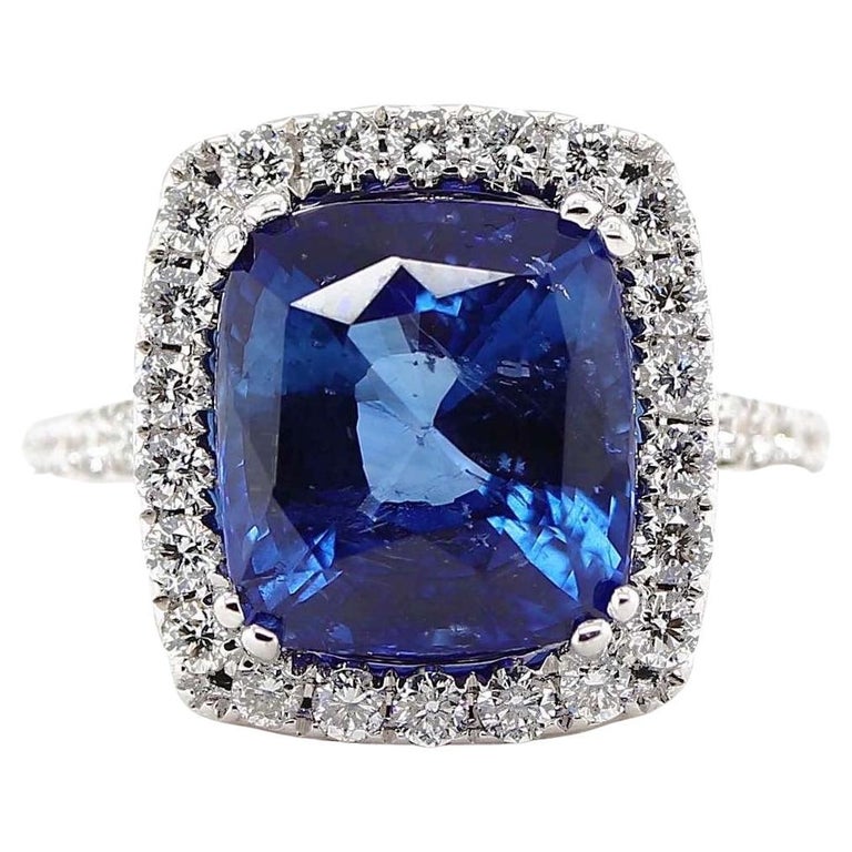 Item 090629 Sapphire Ring For Sale at 1stDibs