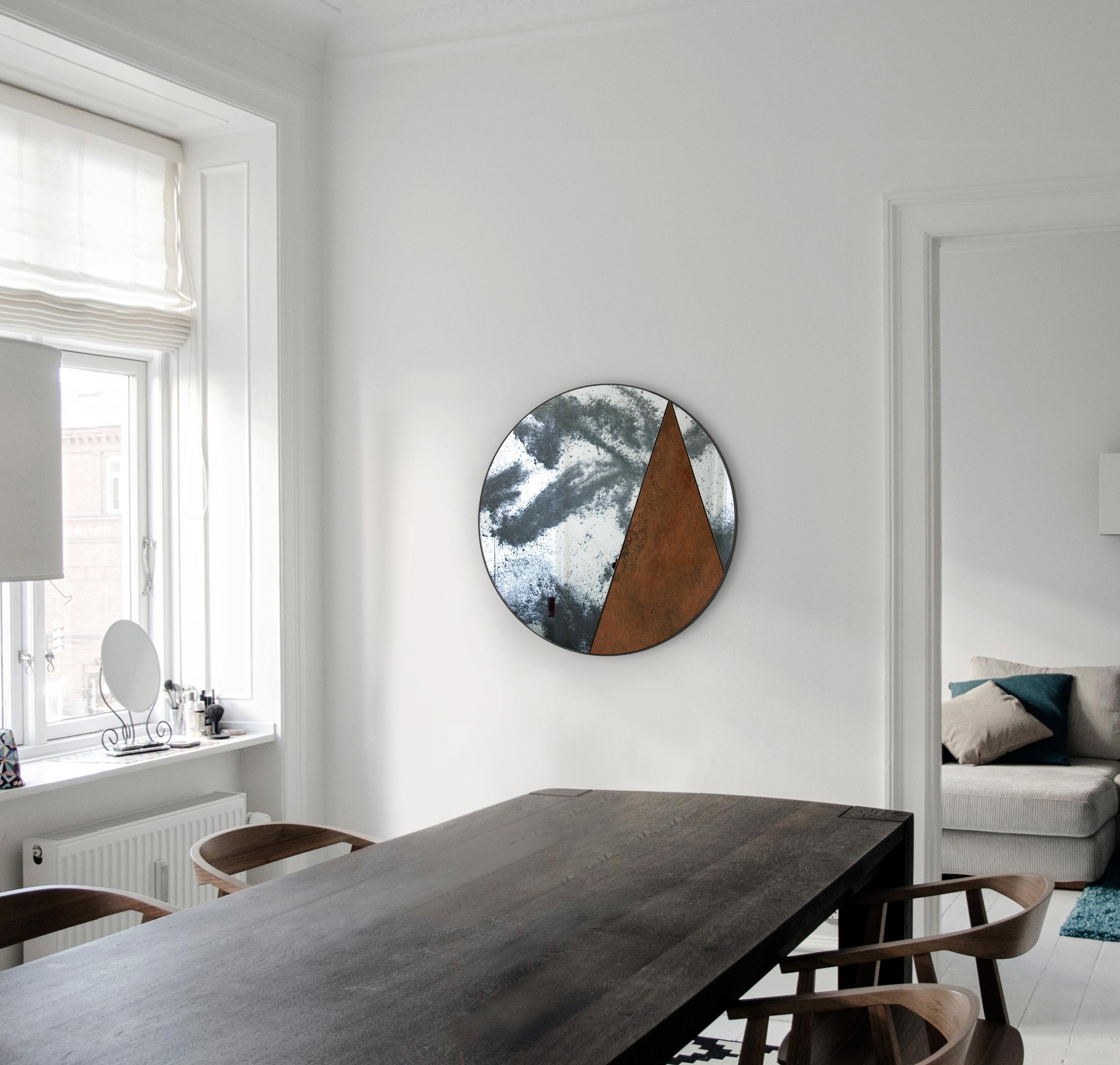 Miroir mural Itinera Res Lunare IV 120 par Atlas Project
Dimensions : D 3/5 x Ø 120 cm. 
MATERIAL : Fer peint par poudrage noir, acier corten, miroir et bois.

Disponible en différentes finitions et tailles. Veuillez nous contacter.

ITINERA
Le