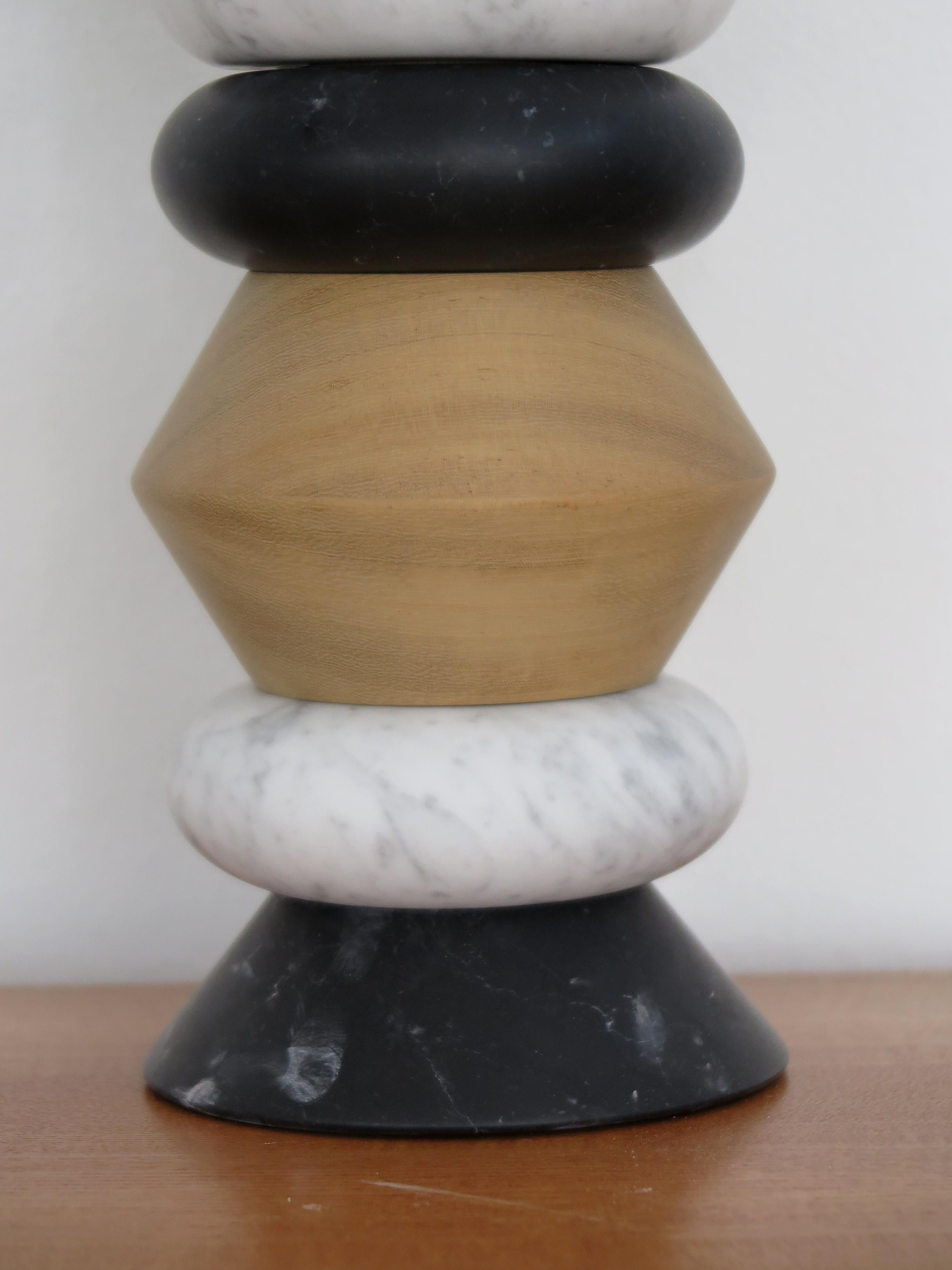 iTotem Capperidicasa Italian Marble and Wood Contemporary Sculpture Flower Vase en vente 1