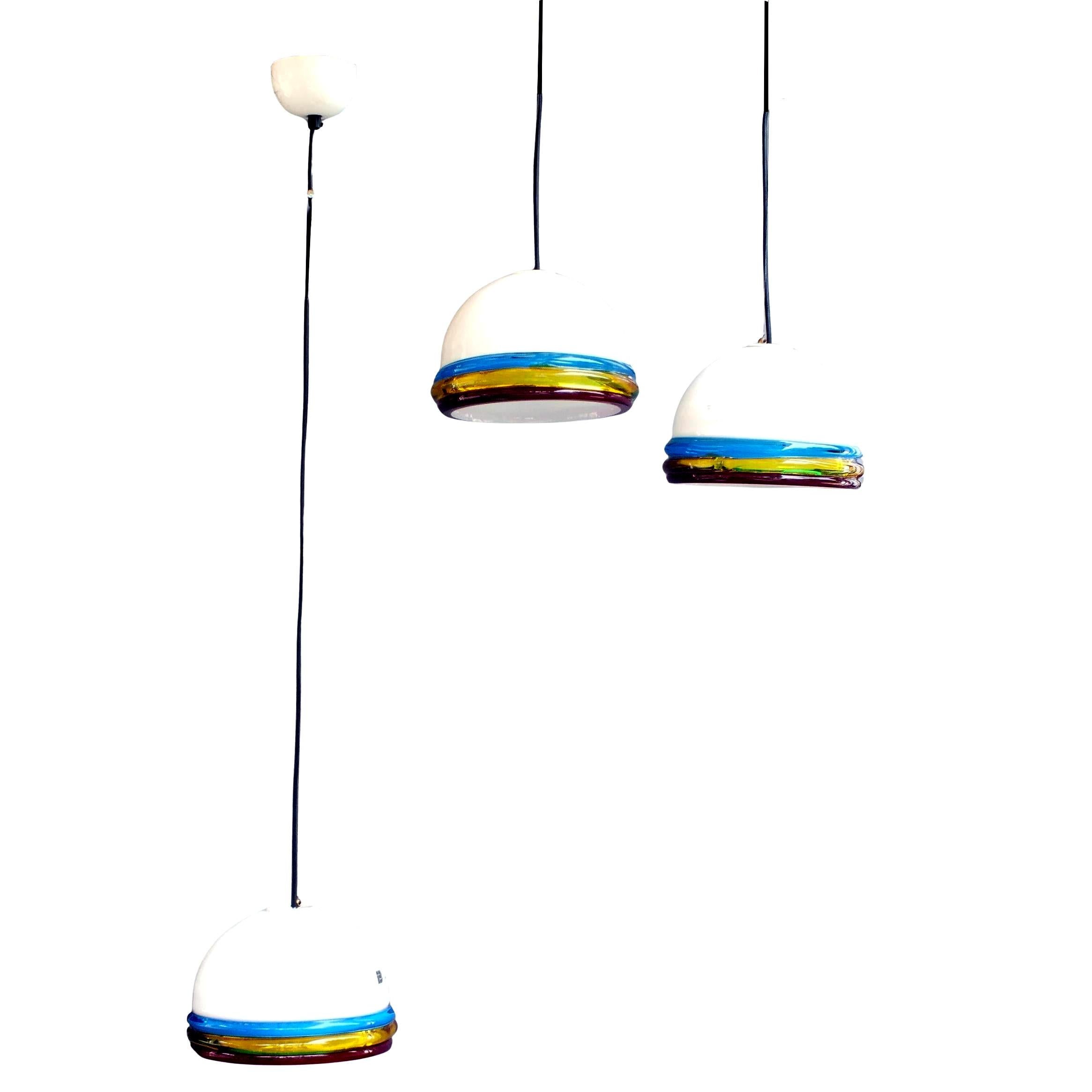 Lampada da soffitto ITRE Murano Italia in vetro cordonato a mano design anni '70, una sola lampada da soffitto, ma sono a disposizione altre due a tua scelta.

Corde di vetro colorato applicate a caldo, molto rare e una diversa dall'altra

