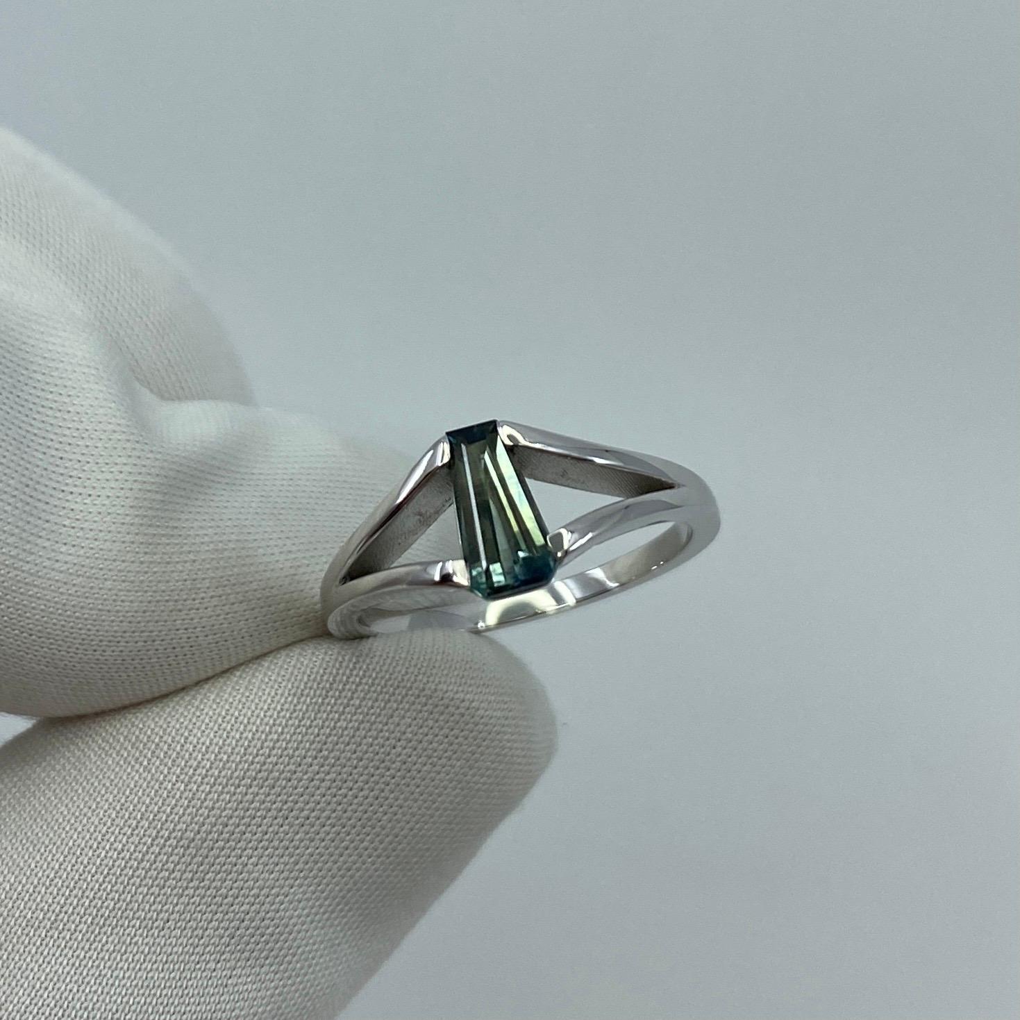 ITSIT Entworfener natürlicher zweifarbiger australischer Saphir 18k Weißgold Solitär Ring.

Einzigartiger australischer Saphir von 0,87 Karat mit einem atemberaubenden grün-blauen Bicolor-Effekt. Hat ausgezeichnete Klarheit, sehr sauber Stein mit