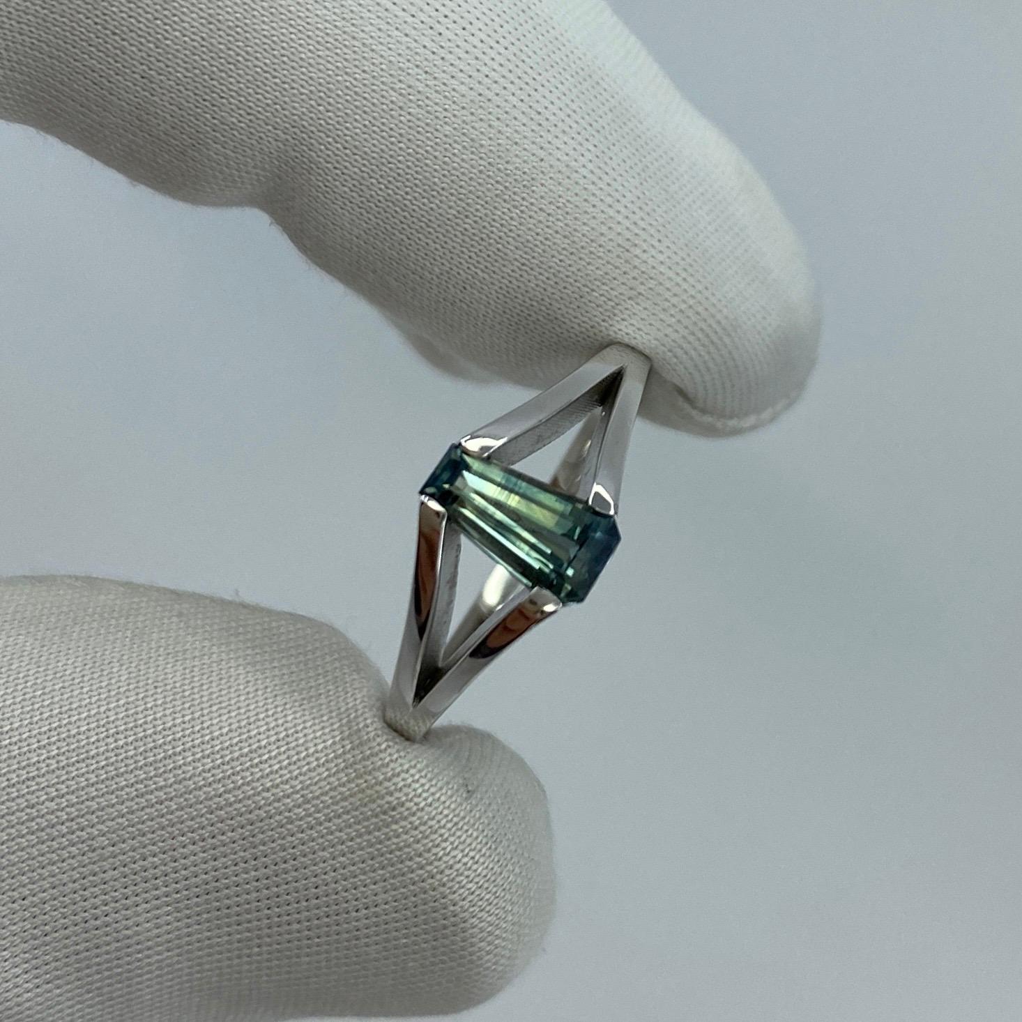ITSIT Bi Colour Green Blue Australian Sapphire Fancy Cut 18k White Gold Ring In New Condition In Birmingham, GB