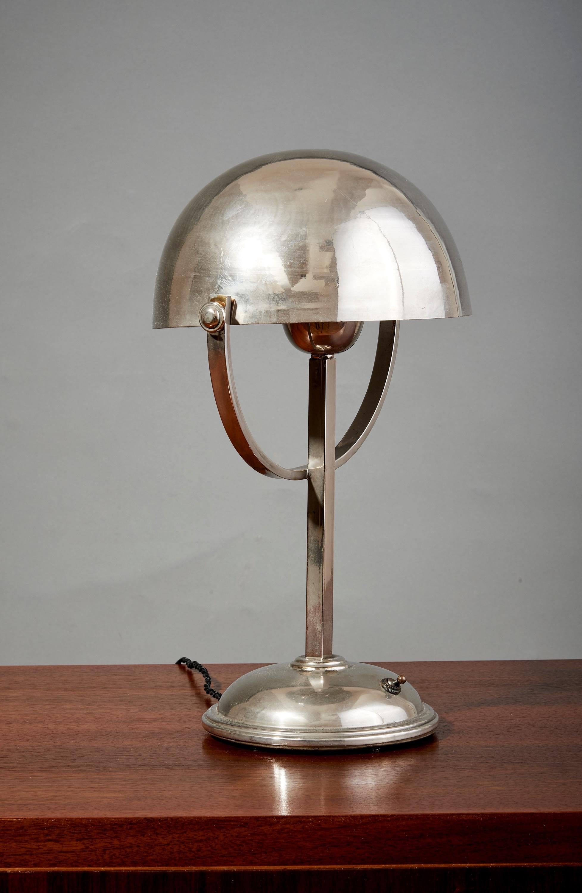 Felix Aublet Style Nickel-Plated Table Lamp with Rounded Shade, France 1930's In Good Condition For Sale In New York, NY