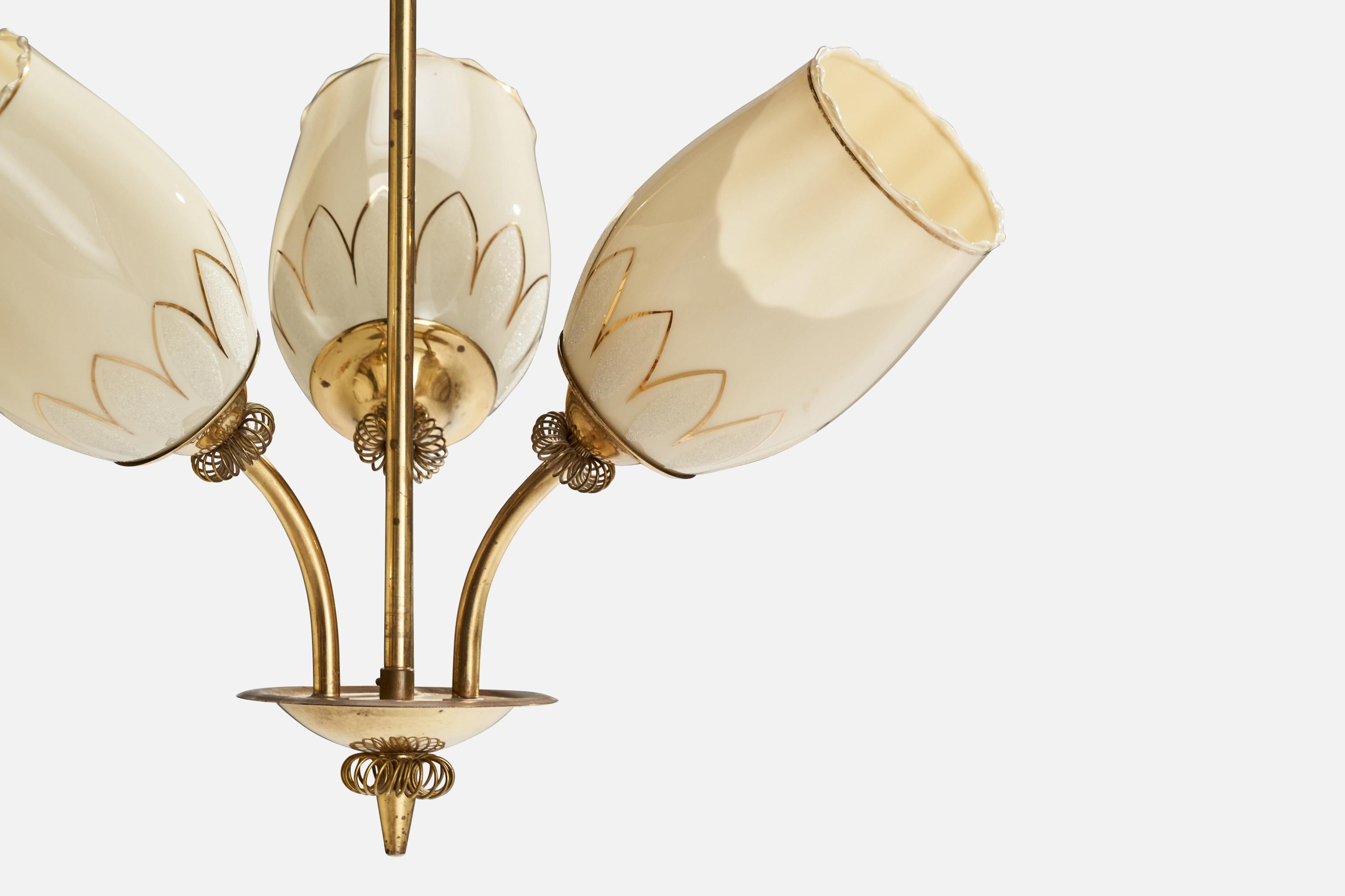 ITSU, Chandelier, Brass, Glass, Finland, 1940s In Good Condition For Sale In High Point, NC
