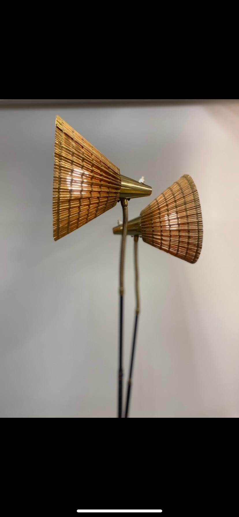 Itsu Stehlampe Modell Nr. EN 31, 1950er Jahre (Skandinavische Moderne) im Angebot