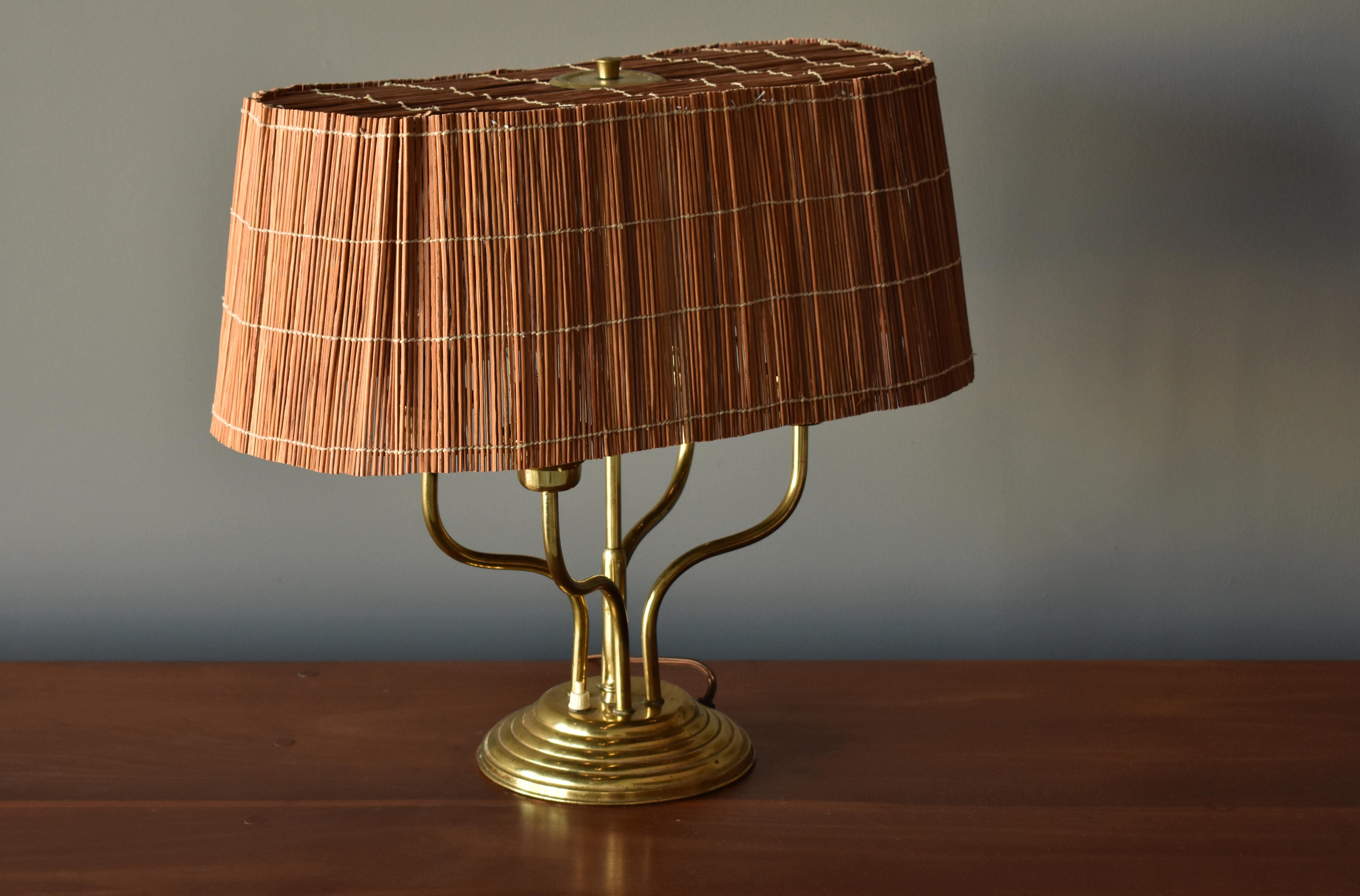 Itsu, Organic Modernist Four Armed Table Lamp, Brass, Reed, Finland, 1950s (Finnisch)