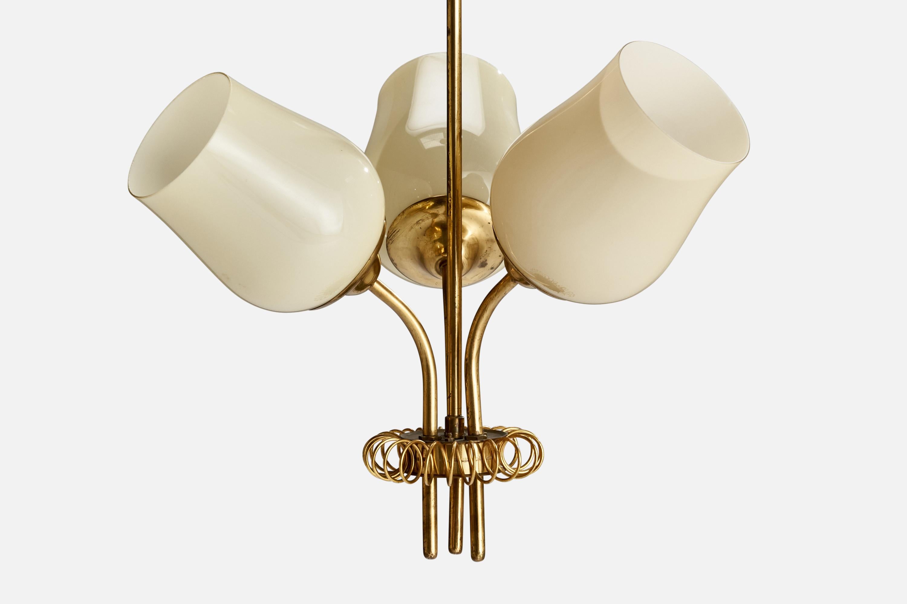 ITSU Oy, Chandelier, Brass, Glass, Finland, 1940s In Good Condition For Sale In High Point, NC