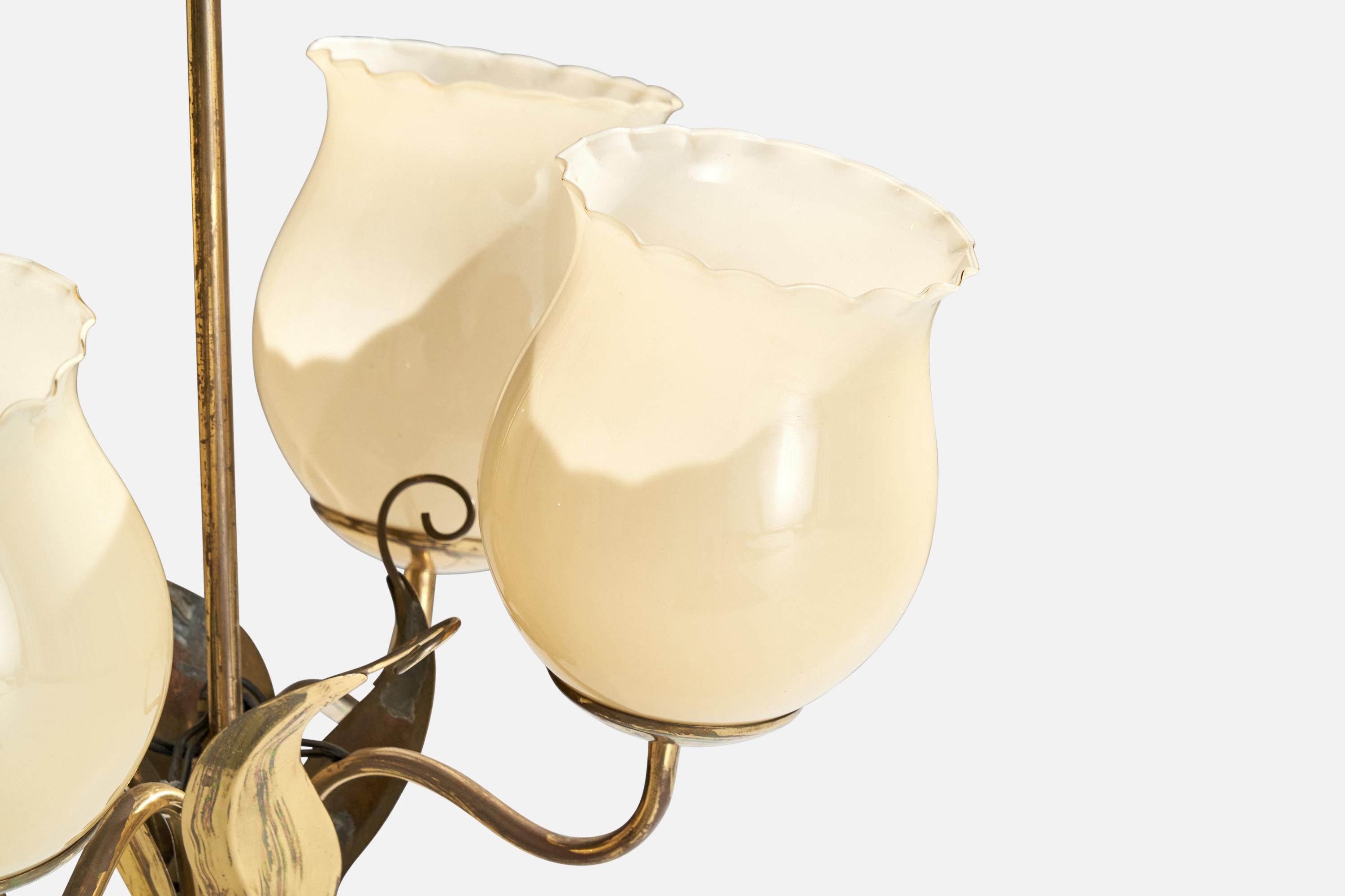 Mid-20th Century Itsu OY, Chandelier, Brass, Glass, Finland, 1940s For Sale