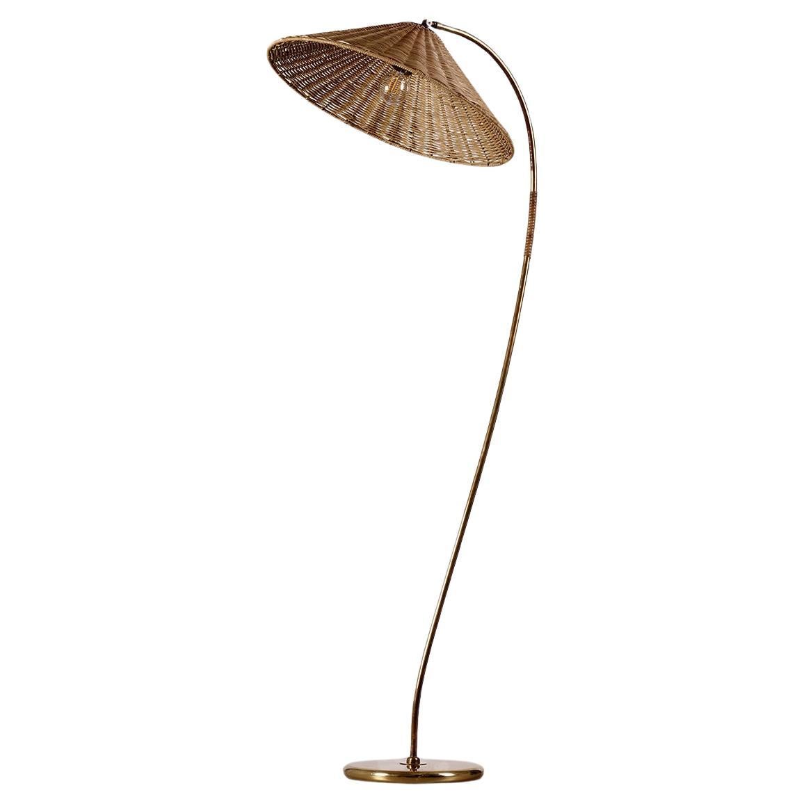 Itsu Oy Organic Floor Lamp in Brass and Cane, Finland, 1950s