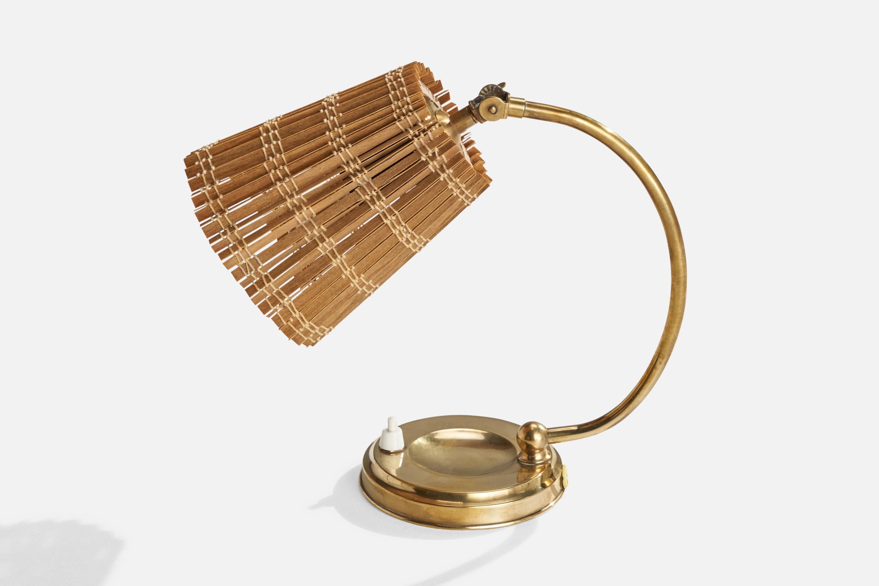 Itsu OY, Tischlampe, Messing, Schilf, Finnland, 1950er Jahre (Skandinavische Moderne) im Angebot