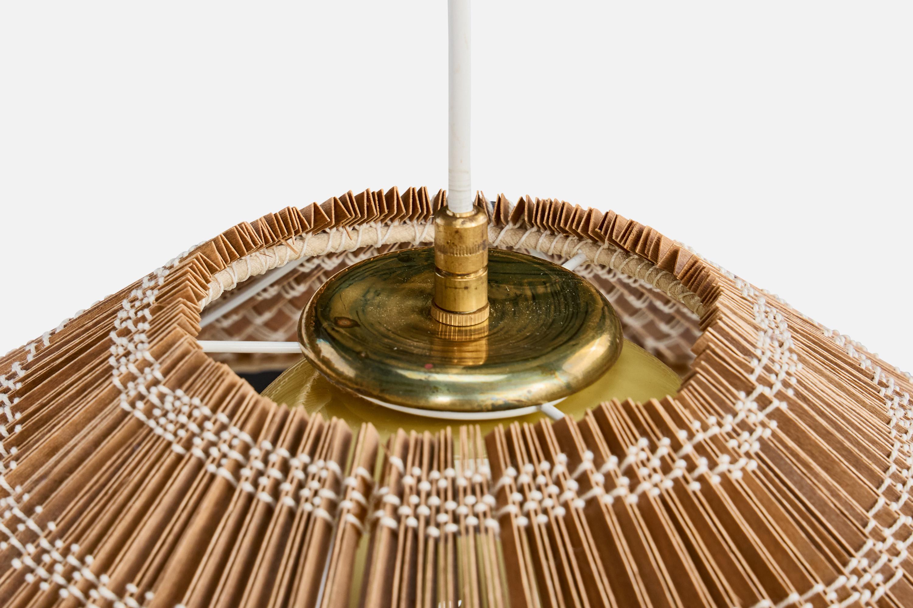 Itsu, lampe suspendue, laiton, roseau, rotin, Finlande, années 1950 en vente 1