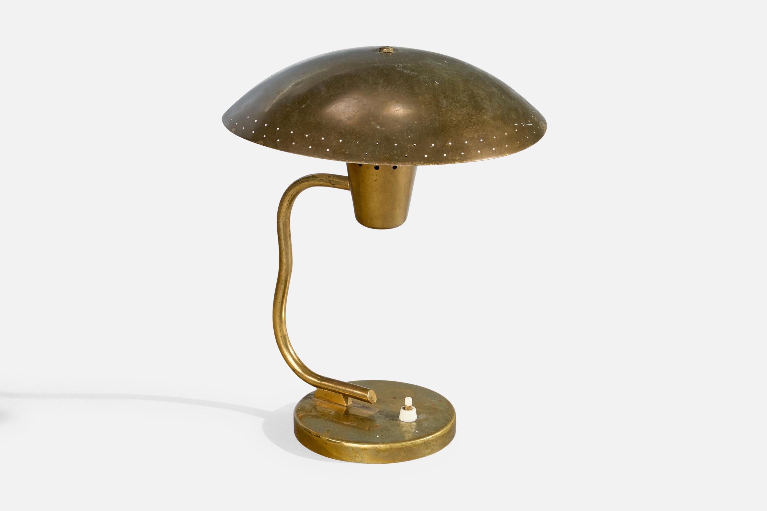 Itsu, Table Lamp, Brass, Finland, 1950s In Fair Condition For Sale In High Point, NC