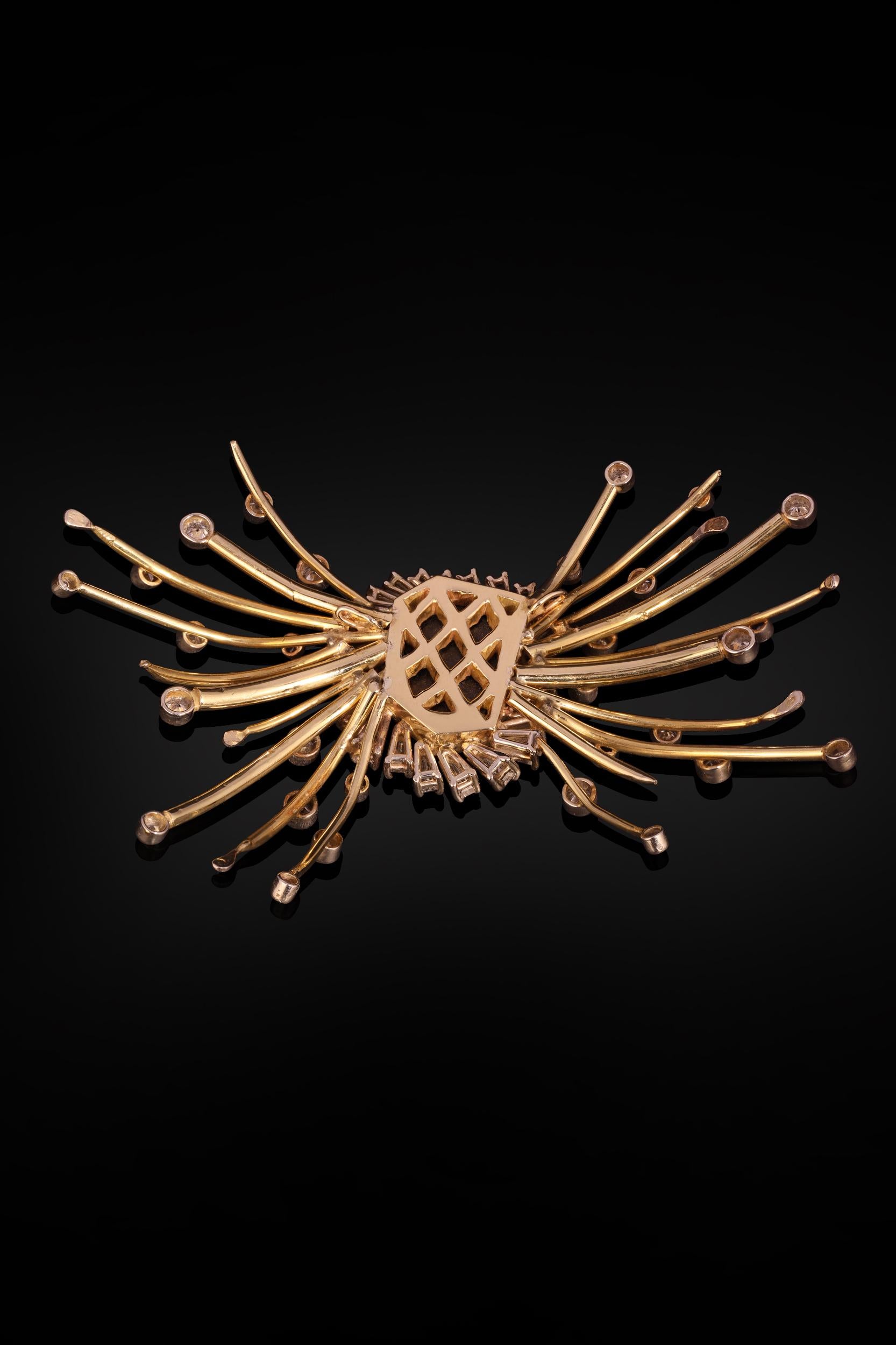 Itsy Bitsy Spider Broach by Shinobu Ichianygi, Rainbow Garnet, 18k, 3.8CTS DIA In New Condition For Sale In Mission Viejo, CA