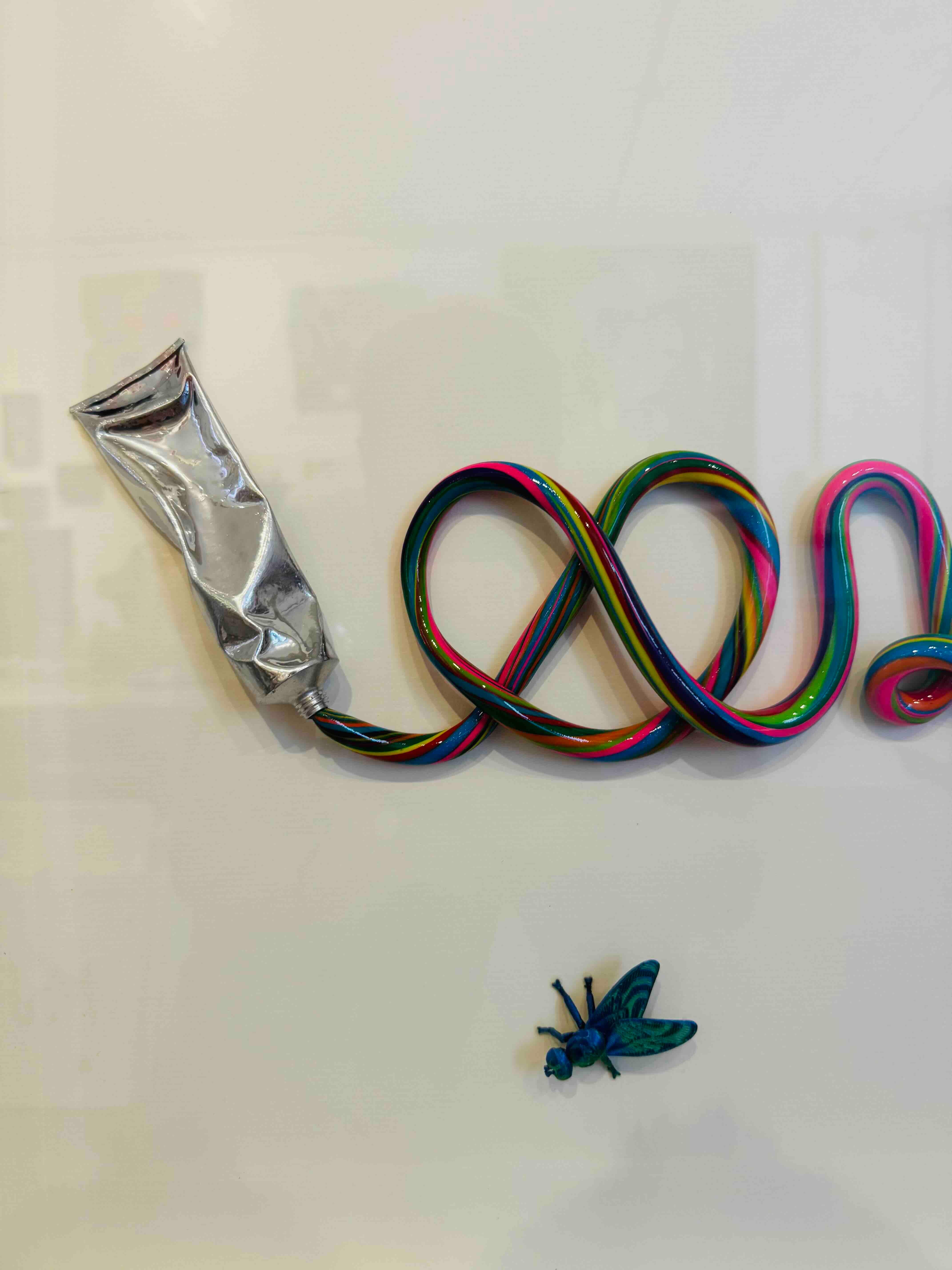 Amour - peinture pop art, sculpture murale - Pop Art Painting par Itzik Mevorah