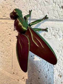 Synthetic Fly (red green) - sculpture pop art, sculpture murale