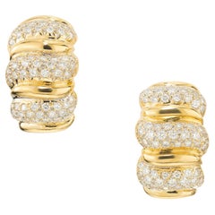 Orecchini a clip in oro giallo con diamante da 1,60 carati di Ivan & Co.