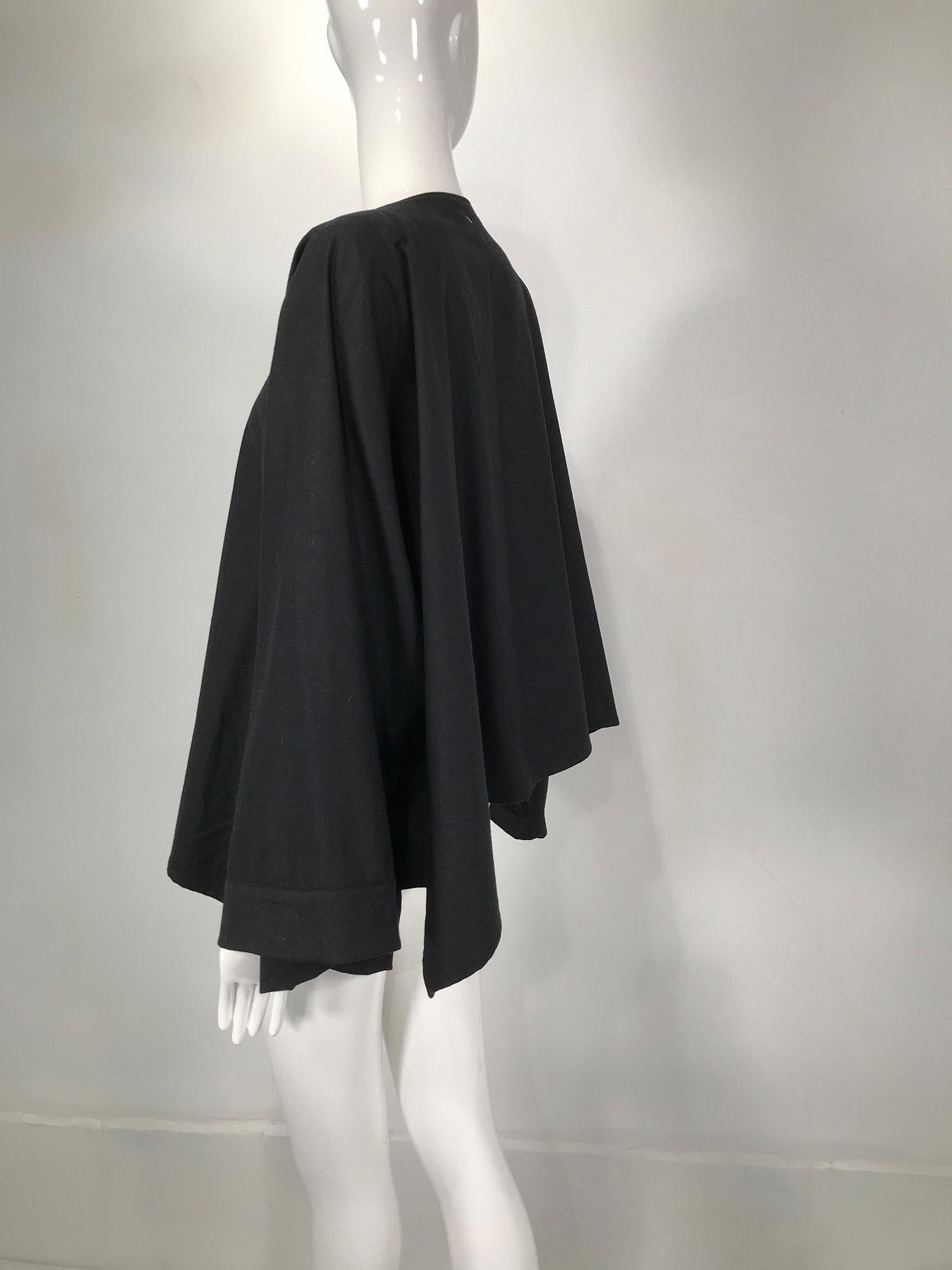 Ivan Grundahl Black Wool Kimono Sleeve Asymmetrical Hem Jacket For Sale 1
