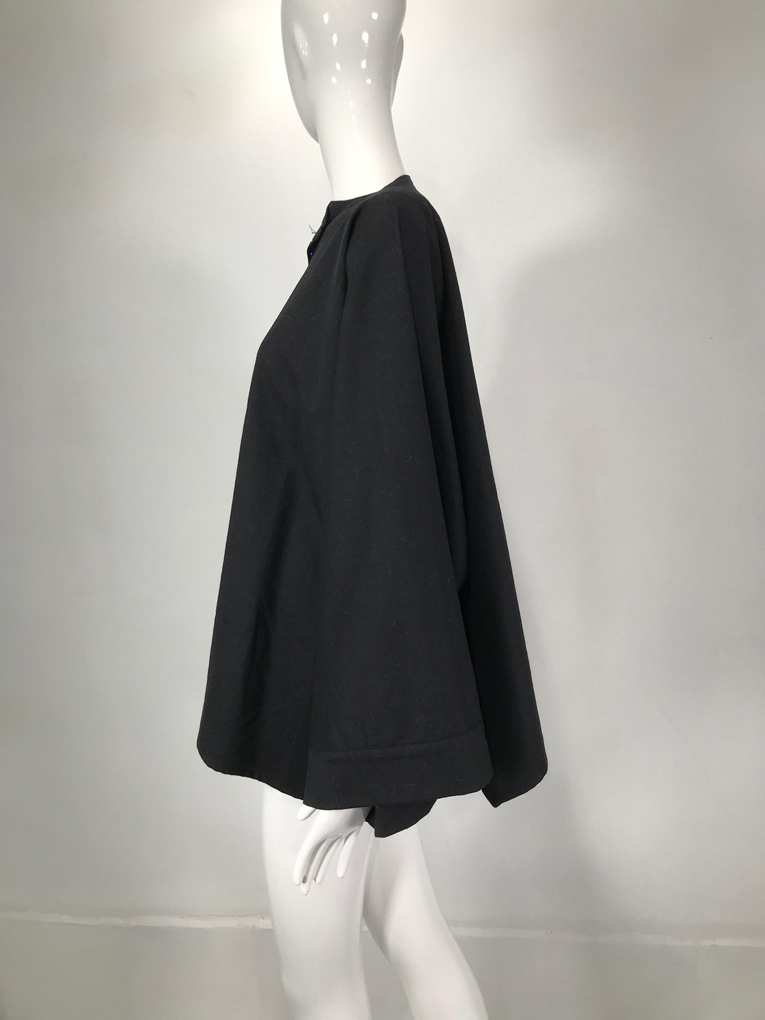 Ivan Grundahl Black Wool Kimono Sleeve Asymmetrical Hem Jacket For Sale 2