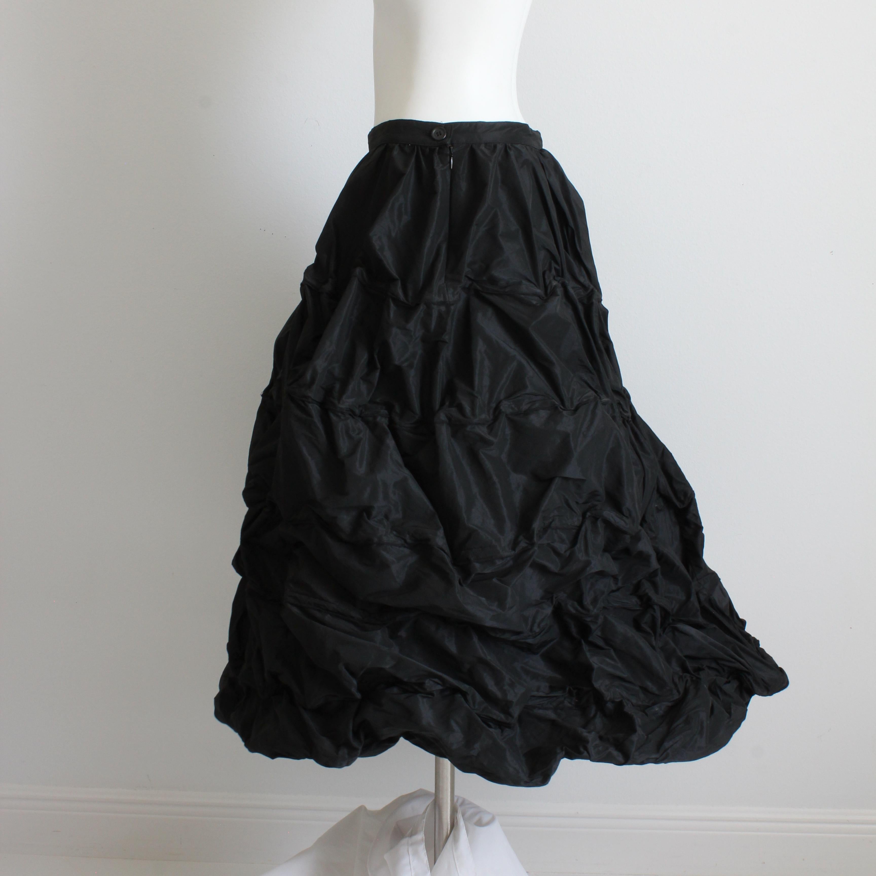 Women's Ivan Grundahl Skirt Wire Frame Black Microfiber Modernist Sculptural Sz 40 For Sale