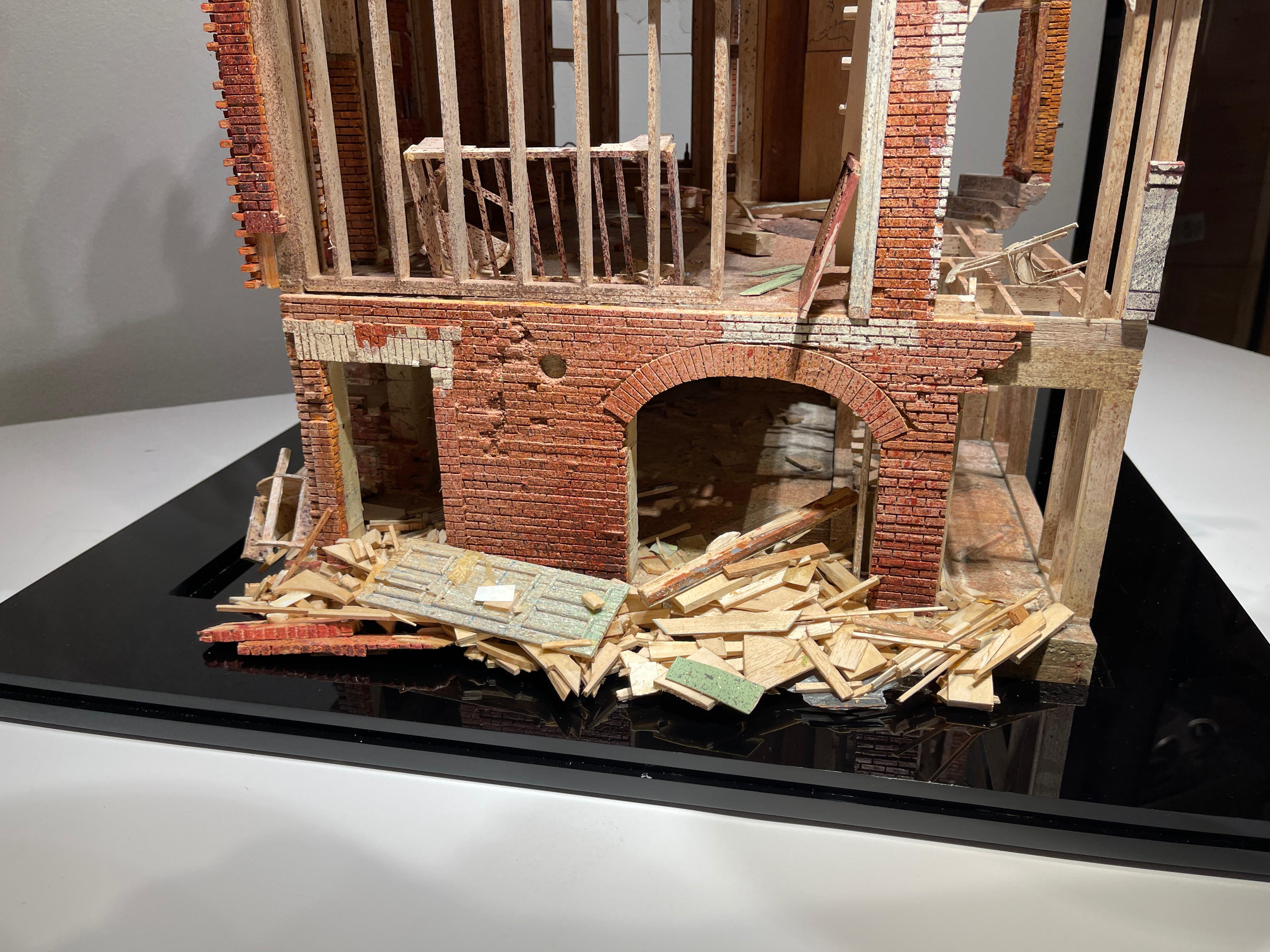 The Redpath Mansion - Highly Detailed Scale Model Sculpture, Crumbling Building For Sale 8