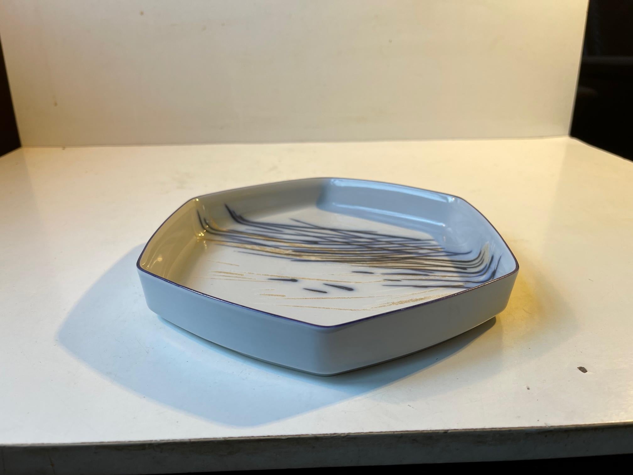 Ivan Weiss Glazed Hexagonal Porcelain Dish for Royal Copenhagen In Good Condition In Esbjerg, DK
