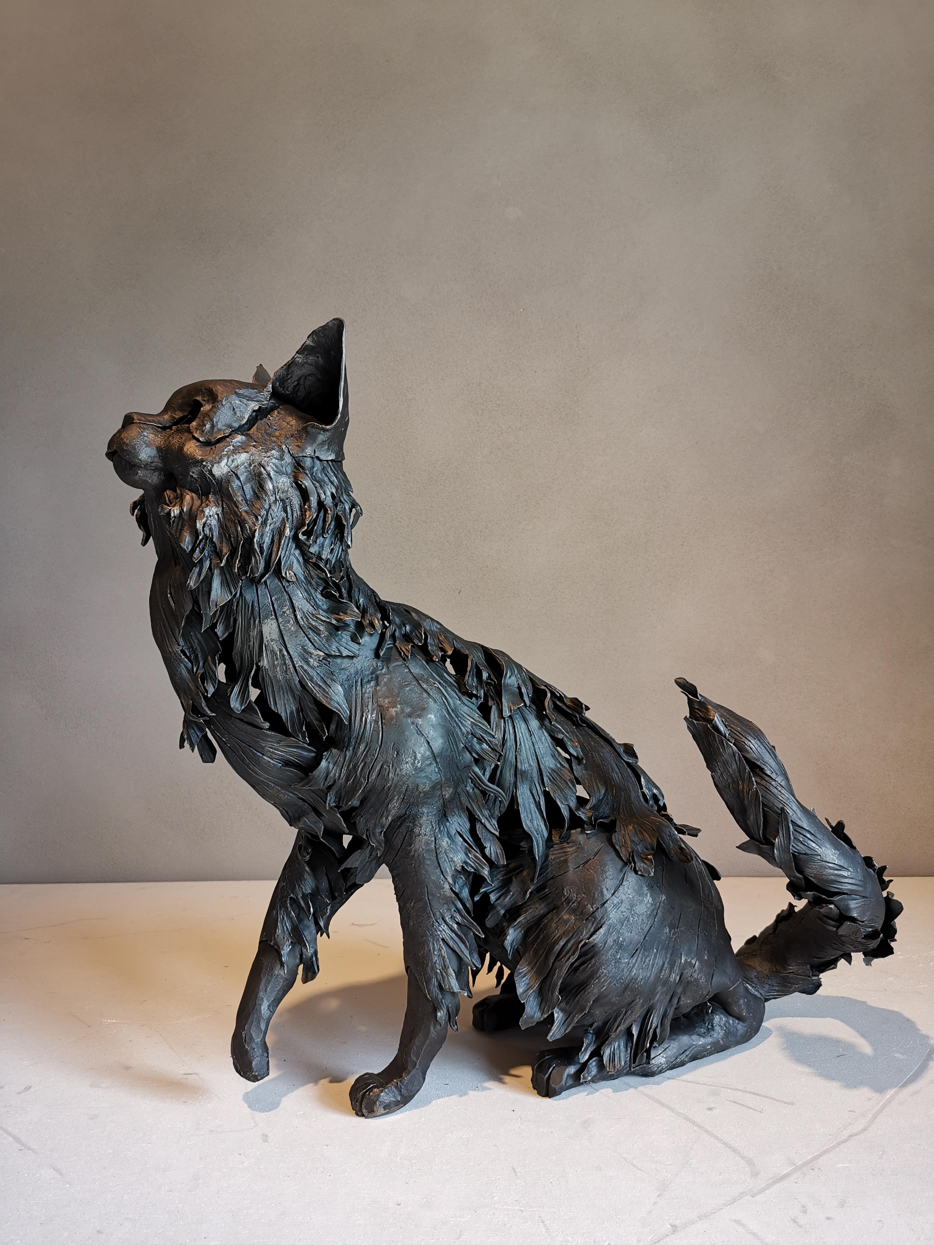 Ivan Zanoni Figurative Sculpture - Cat in playful pose crafted in black wrough iron by Italian Master 