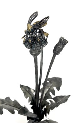 Dandelion and bee - Wrought iron and pure gold leaf